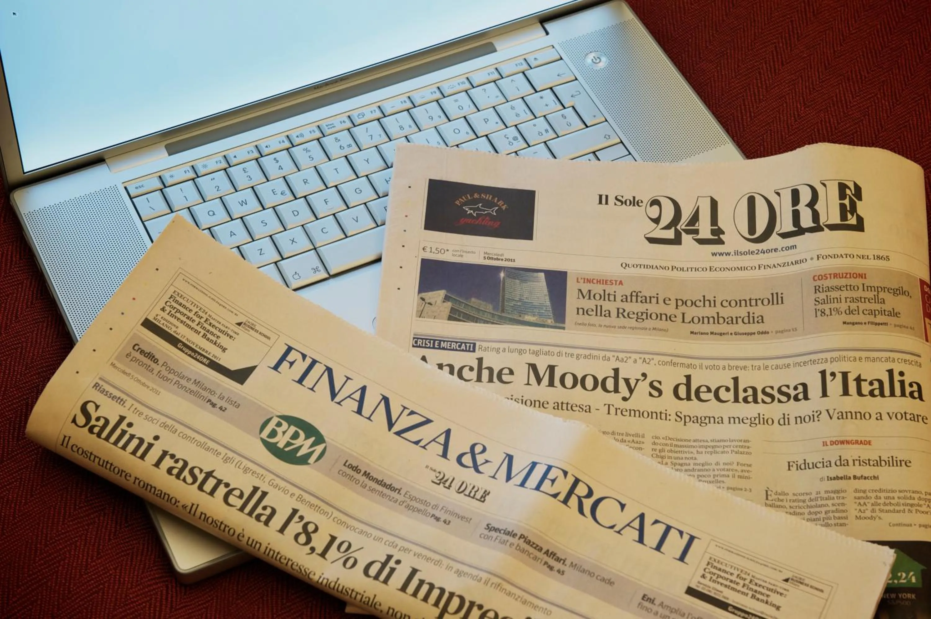 Decorative detail in UNAHOTELS Villa dei Platani Foligno