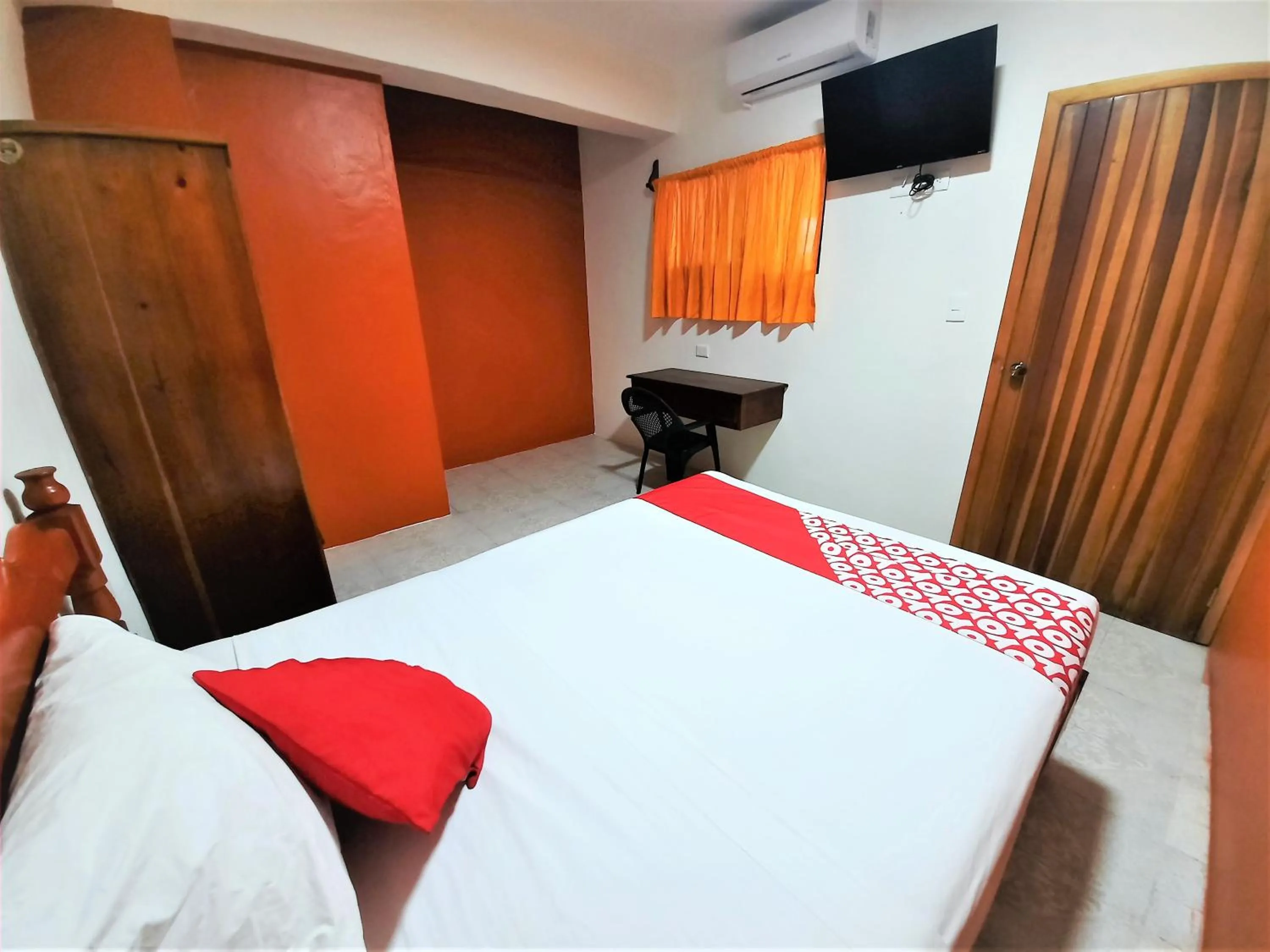 Photo of the whole room, Bed in Hotel Costa Maria