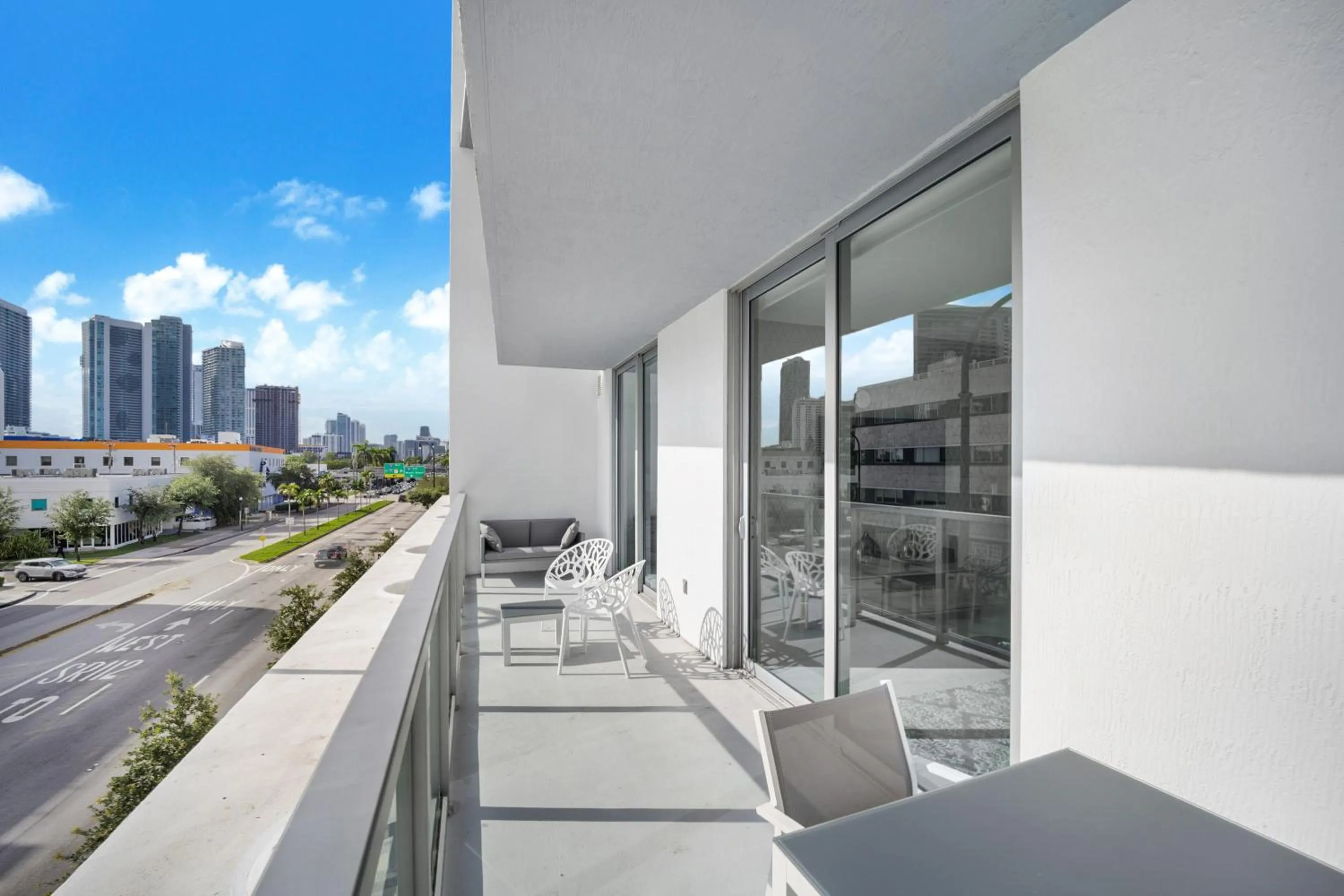 Balcony/Terrace in Nomada Destination Residences - Quadro
