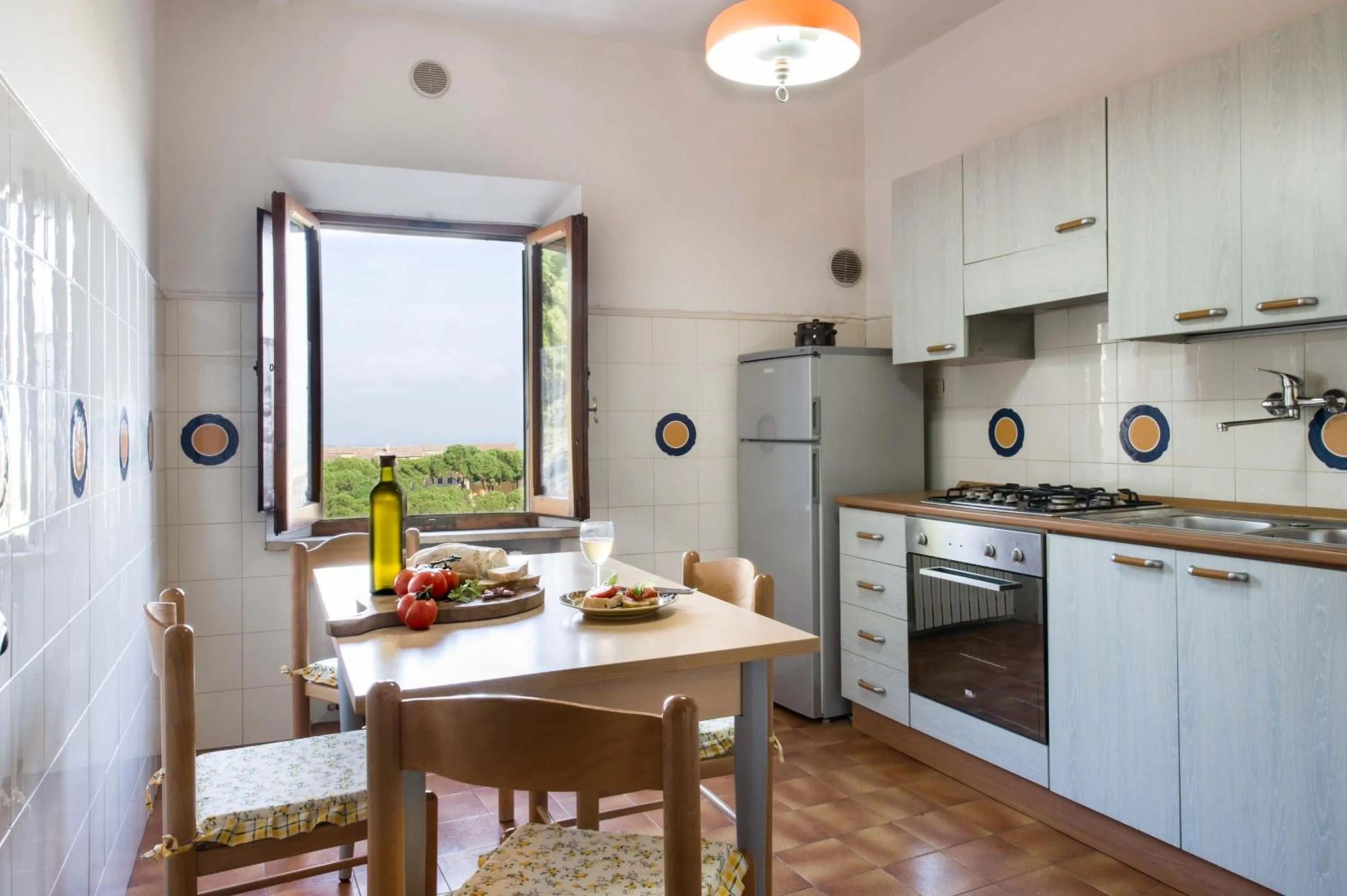 Kitchen or kitchenette in B&B San Gimignano Diffuso