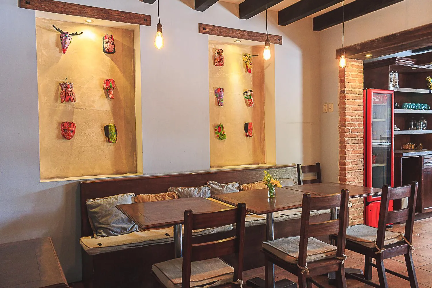 Restaurant/places to eat in Casa Mia Hotel