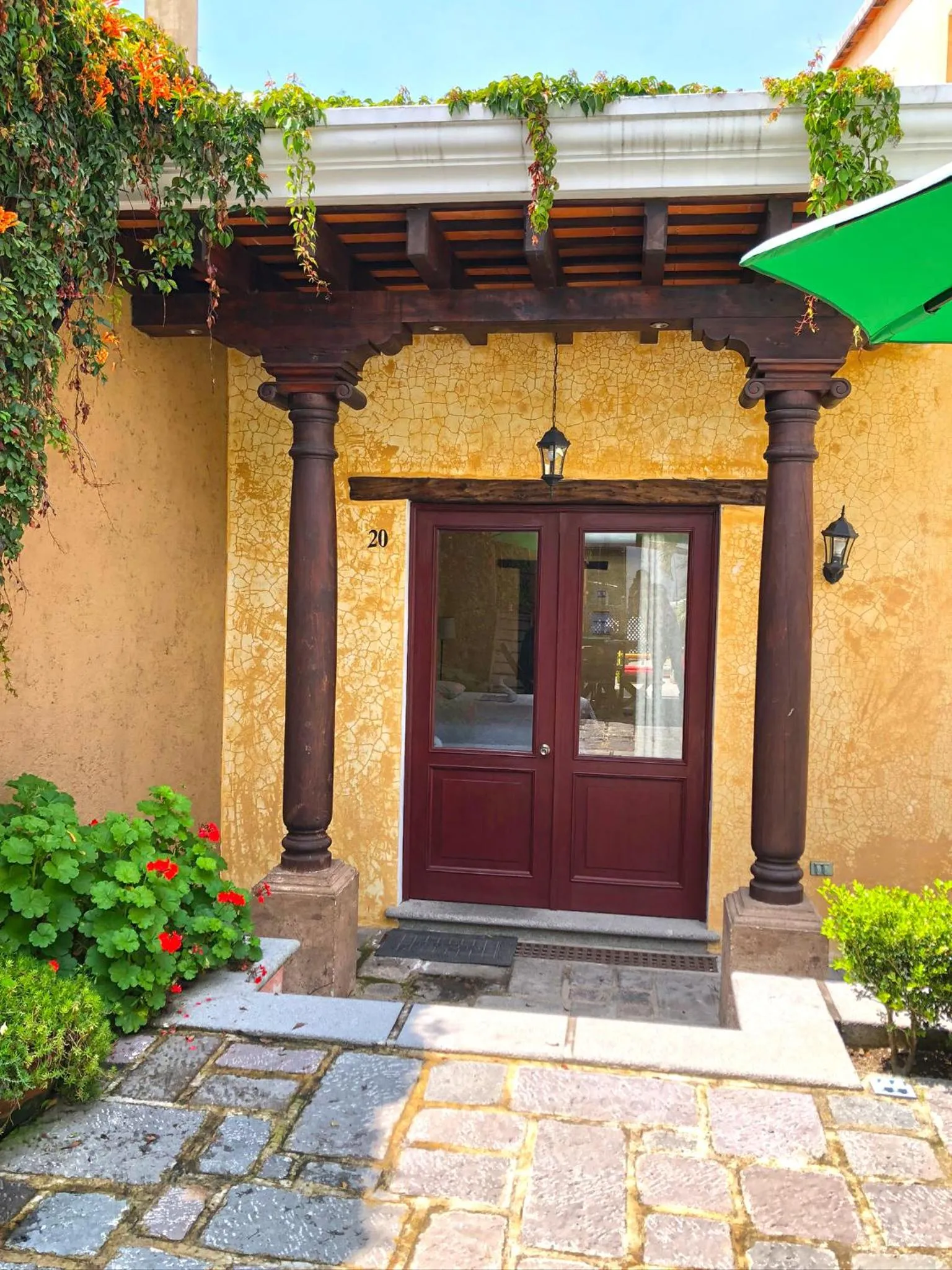 Patio in Casa Mia Hotel