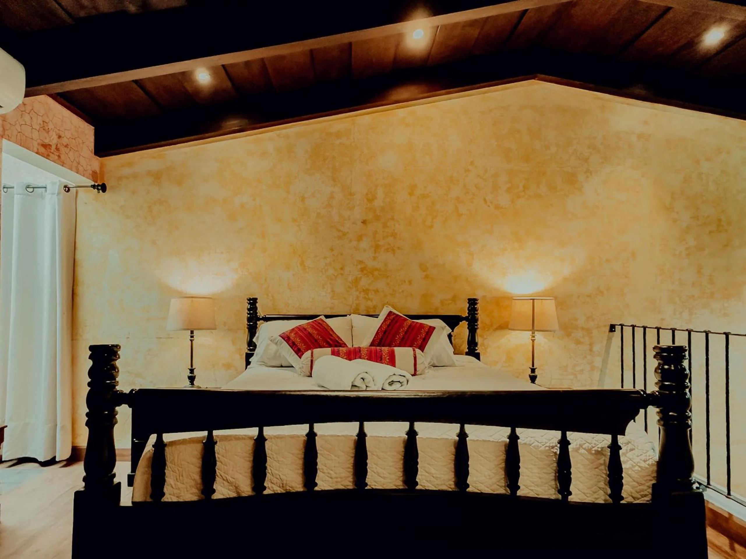 Photo of the whole room, Bed in Casa Mia Hotel