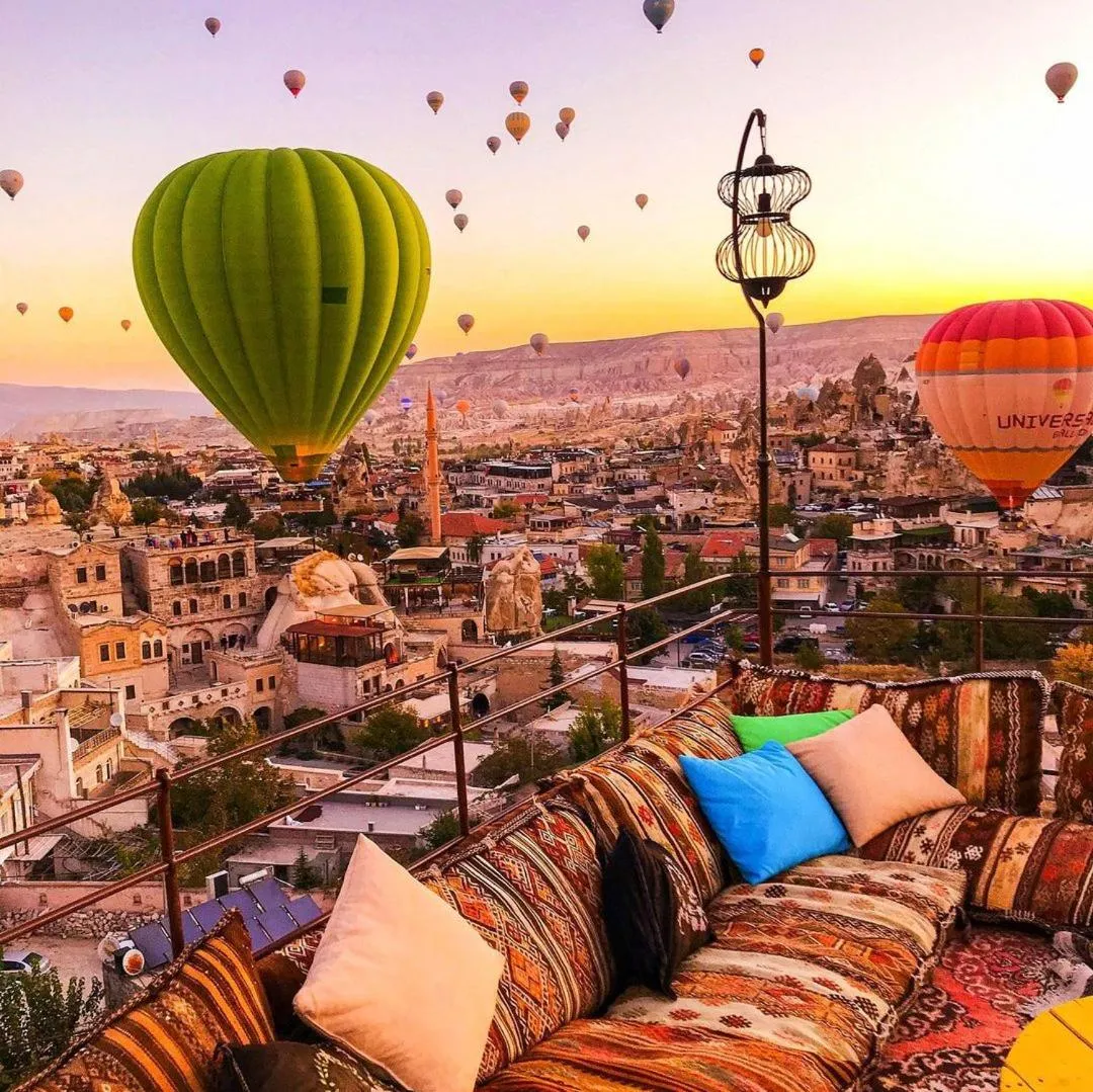 Balcony/Terrace in Traveller's Cave Hotel