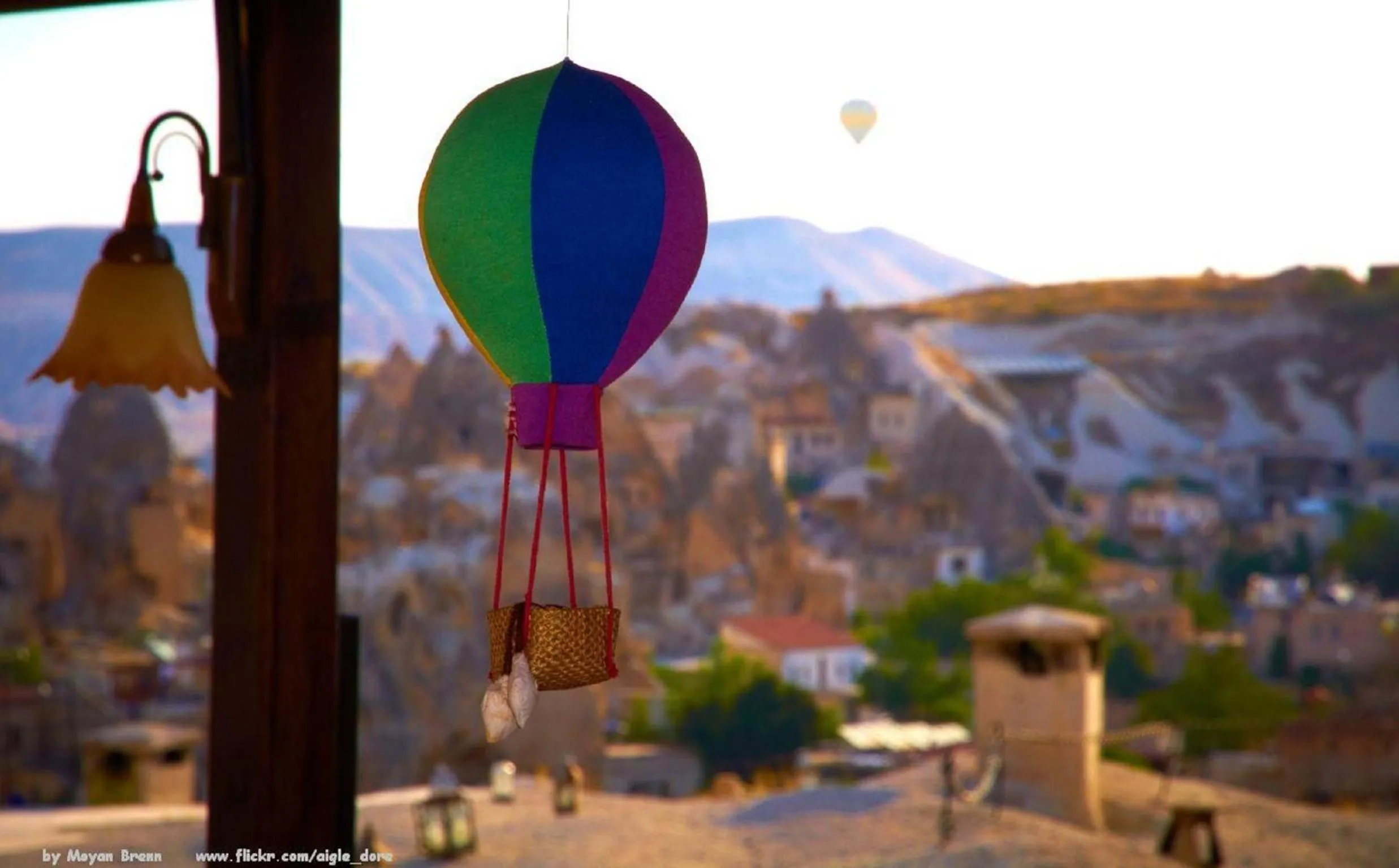 Neighbourhood in Traveller's Cave Hotel