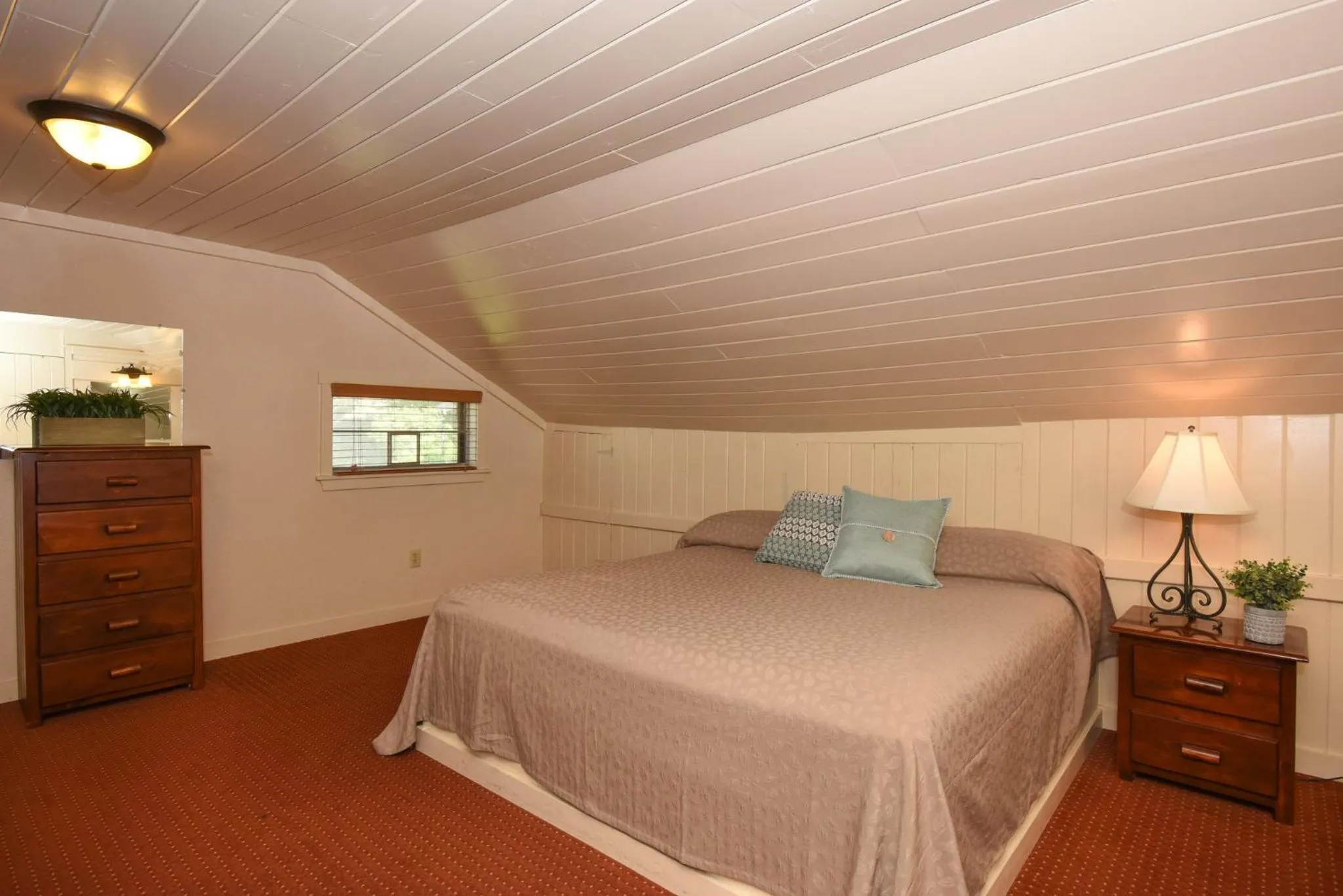 Photo of the whole room, Bed in Seven Springs Resort Properties by Vail Resorts