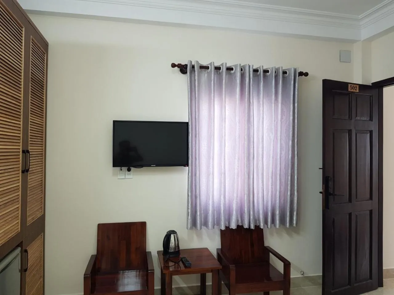 TV and multimedia in Hong Vinh Hotel