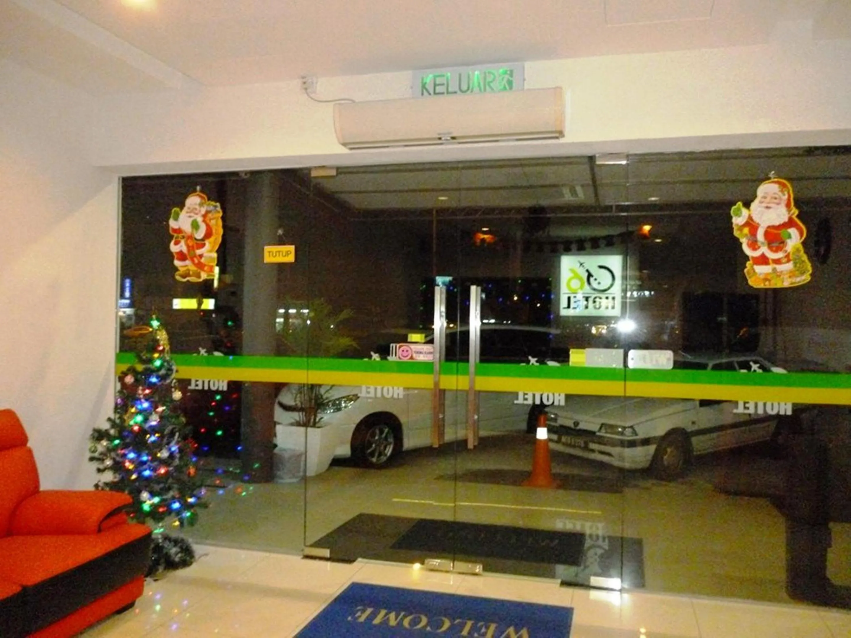 Facade/entrance in G Six Hotel