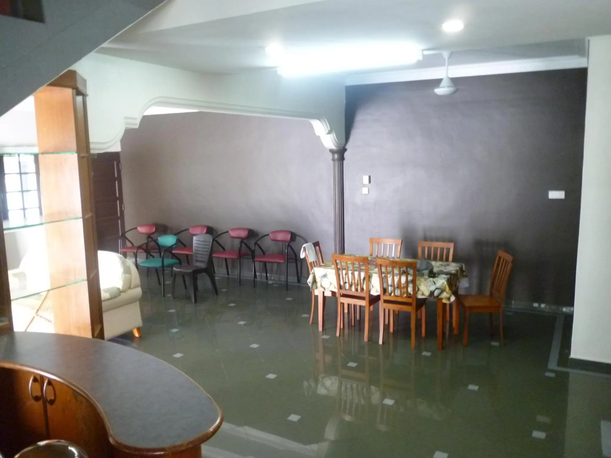 Area and facilities in G Six Hotel