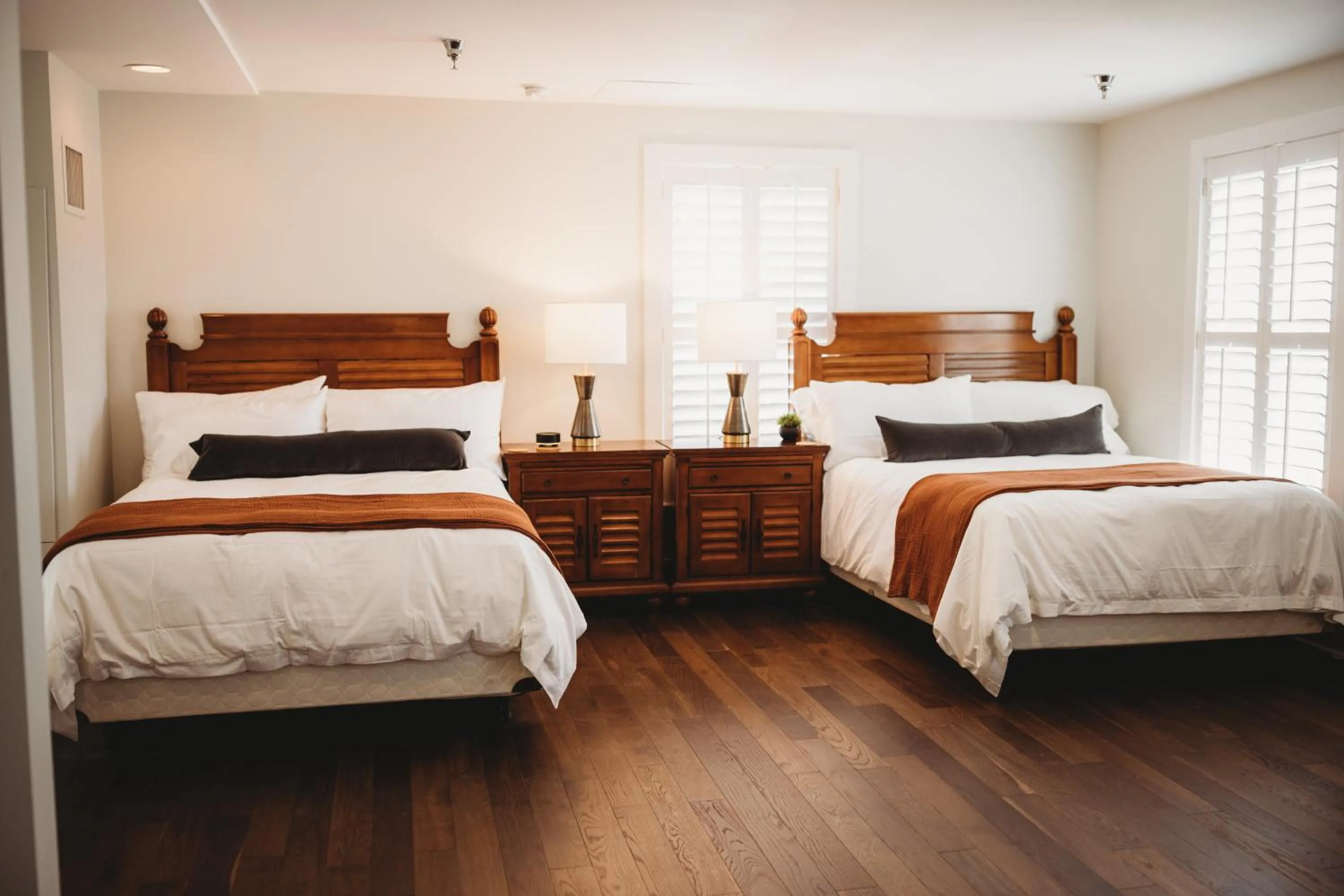 Bed in The Jefferson Inn