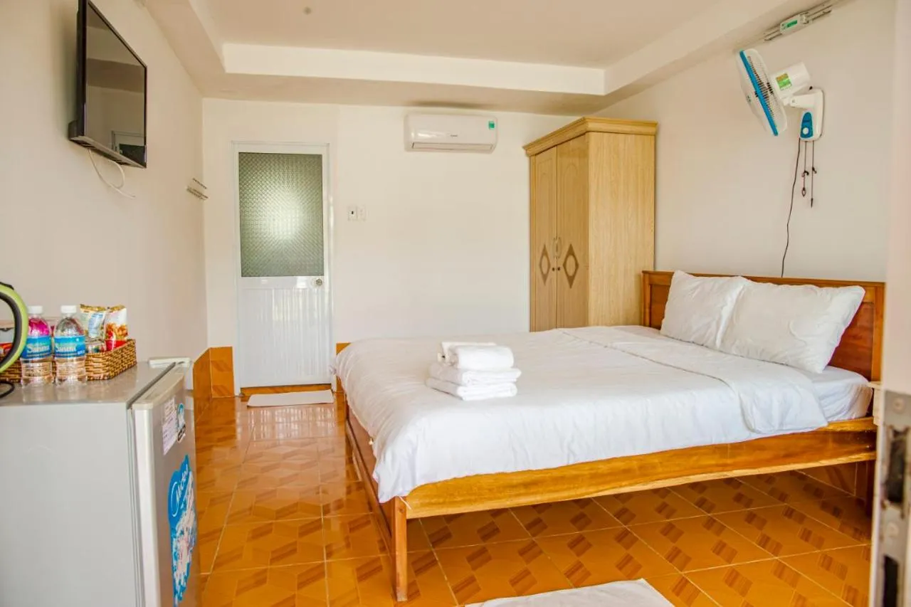 Photo of the whole room, Bed in Thiên Tân Hotel