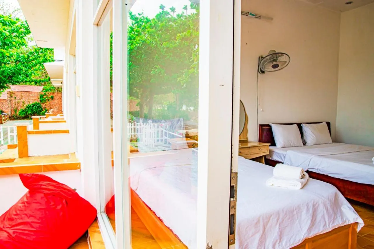 Photo of the whole room, Bed in Thiên Tân Hotel