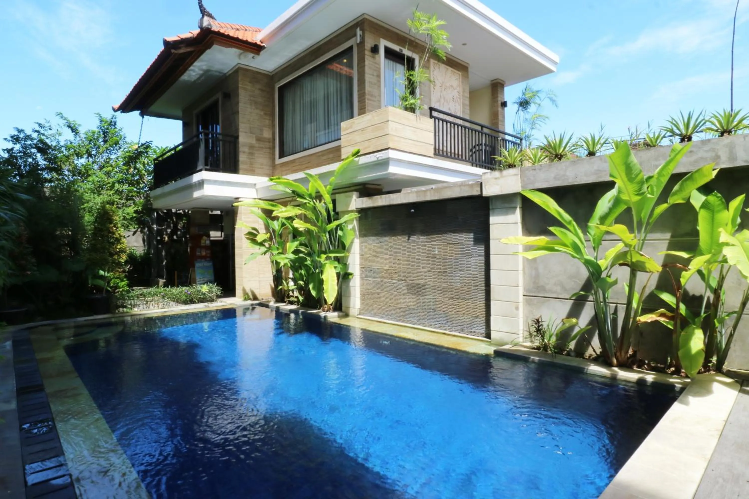 Property building in Kondra Premiere Guest House Kuta