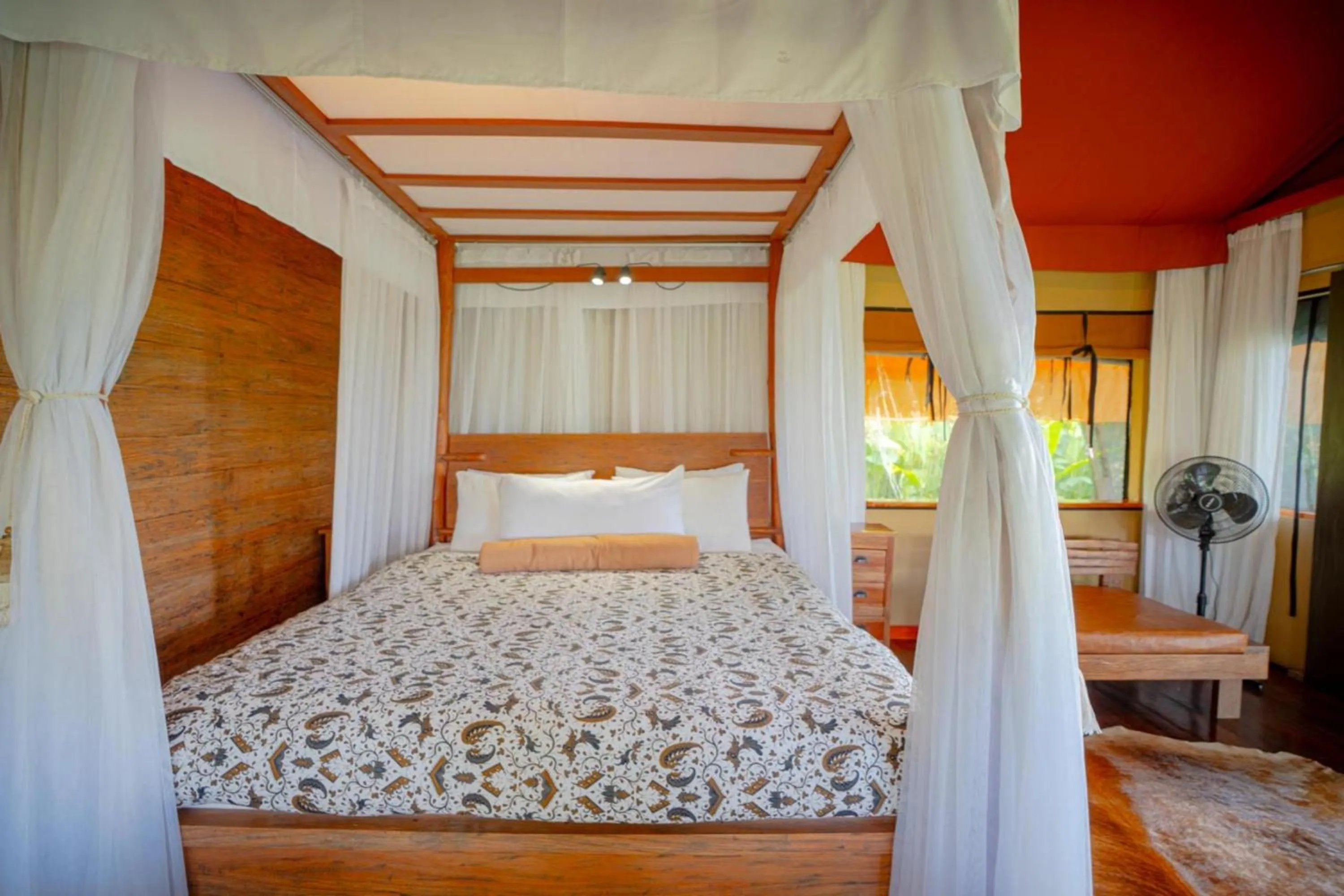 Bed in Sang Giri Mountain Tent Resort