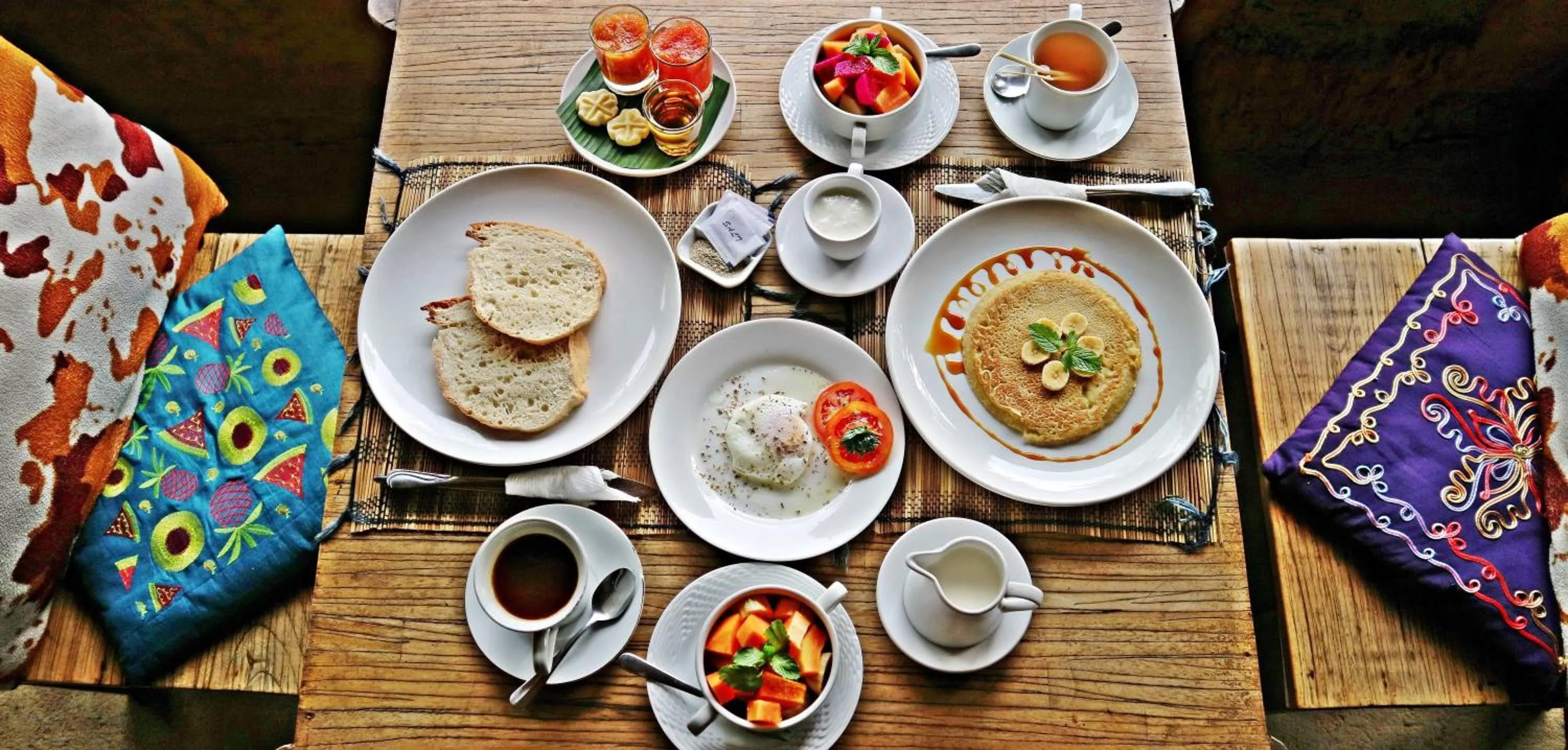 Restaurant/places to eat in Sang Giri Mountain Tent Resort