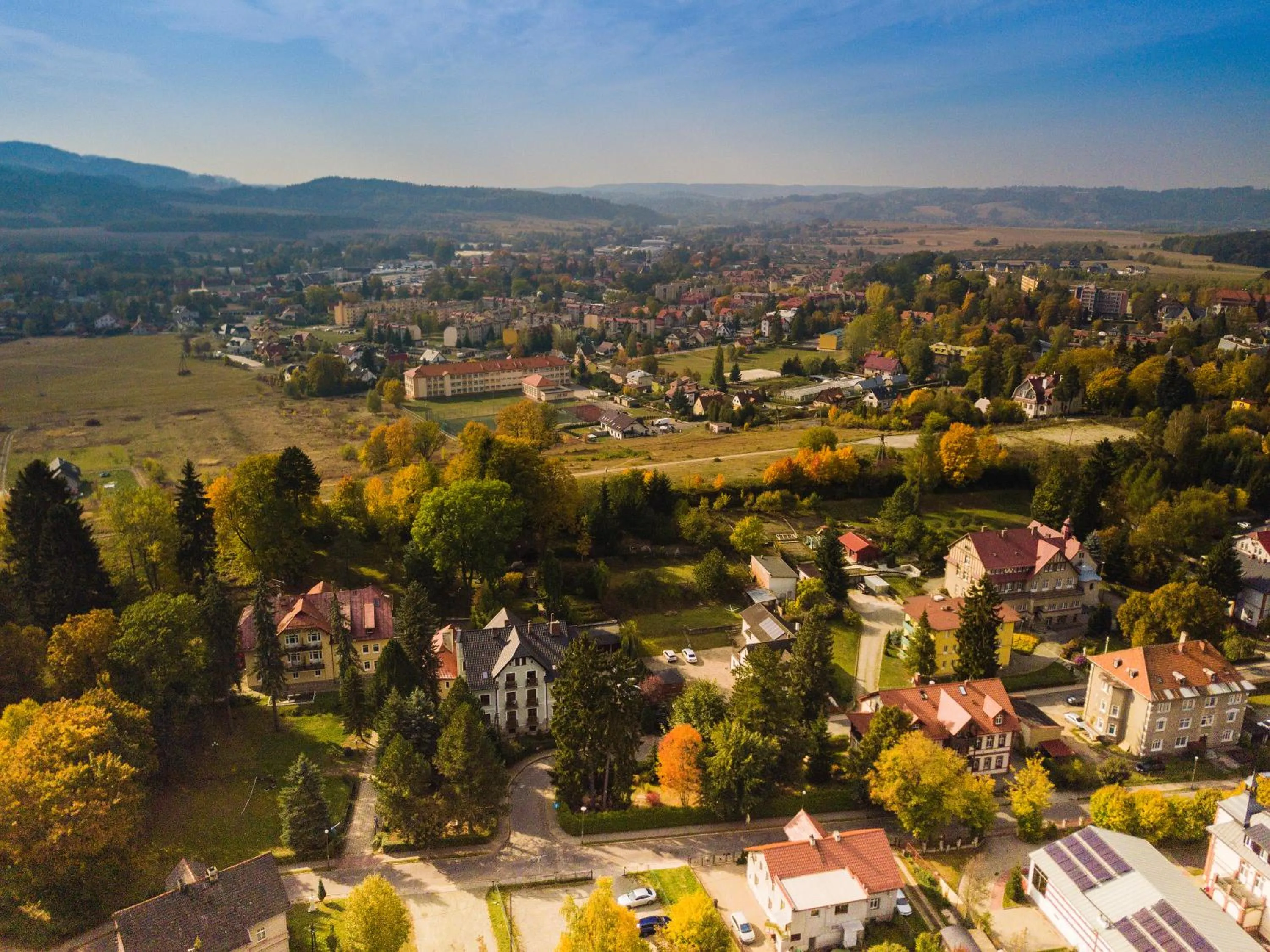 Property building in Willa Alfa