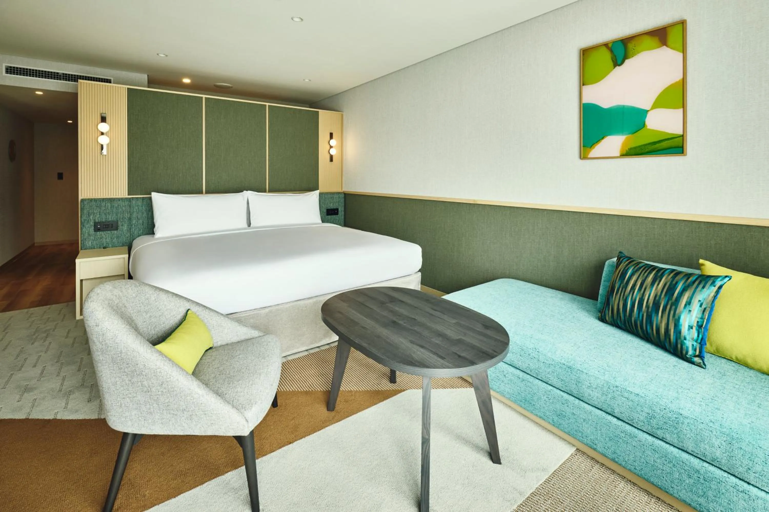 Photo of the whole room in ANA Holiday Inn Resort Karuizawa by IHG