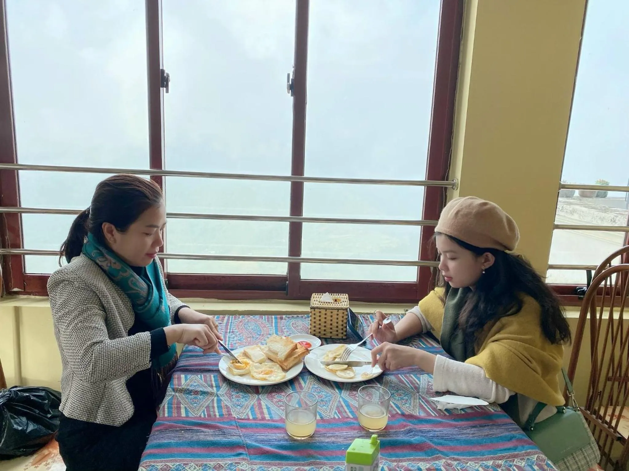 Dining area in Black Hmong View hotel
