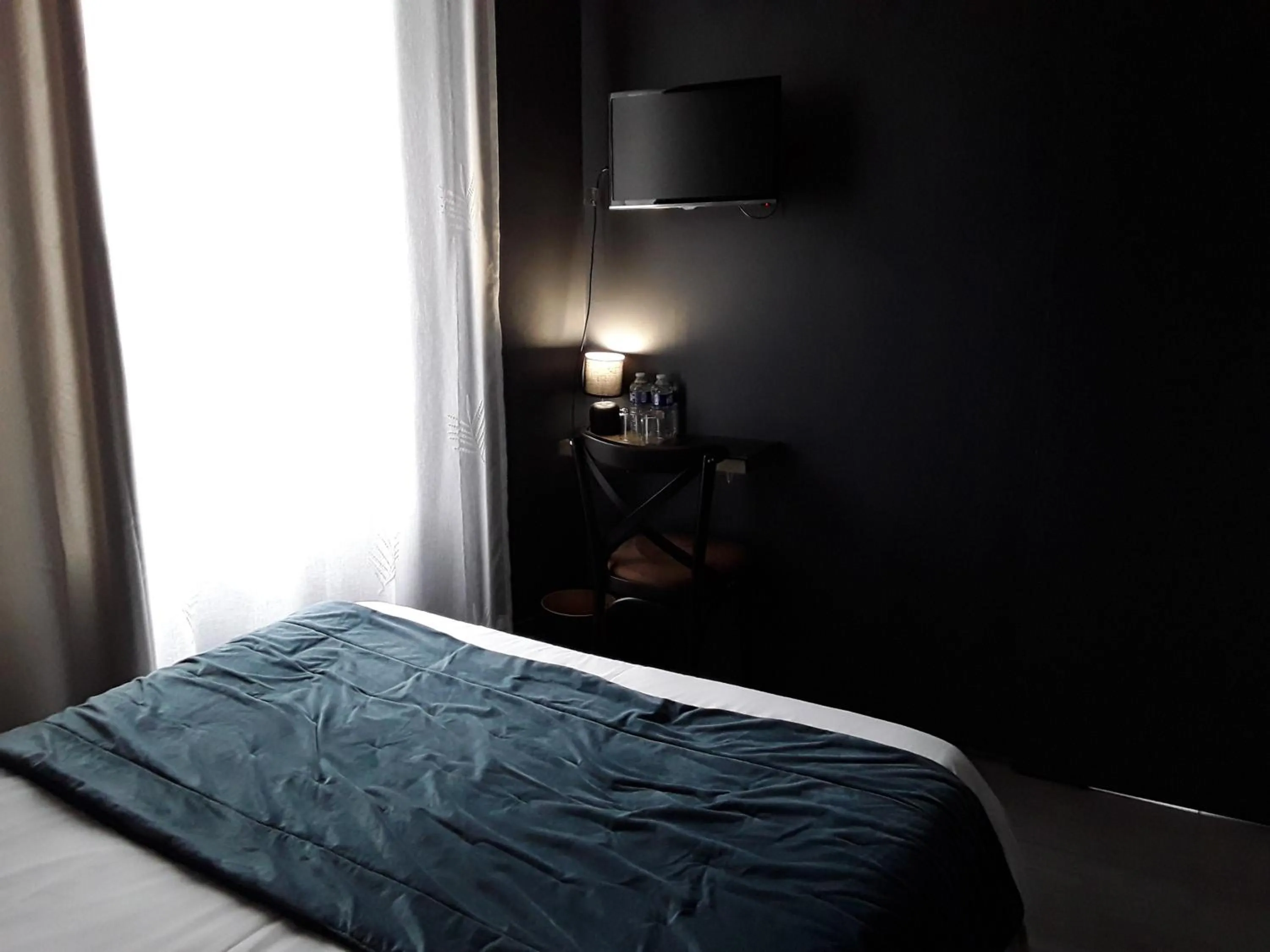 Bed in La Pomme d'Or