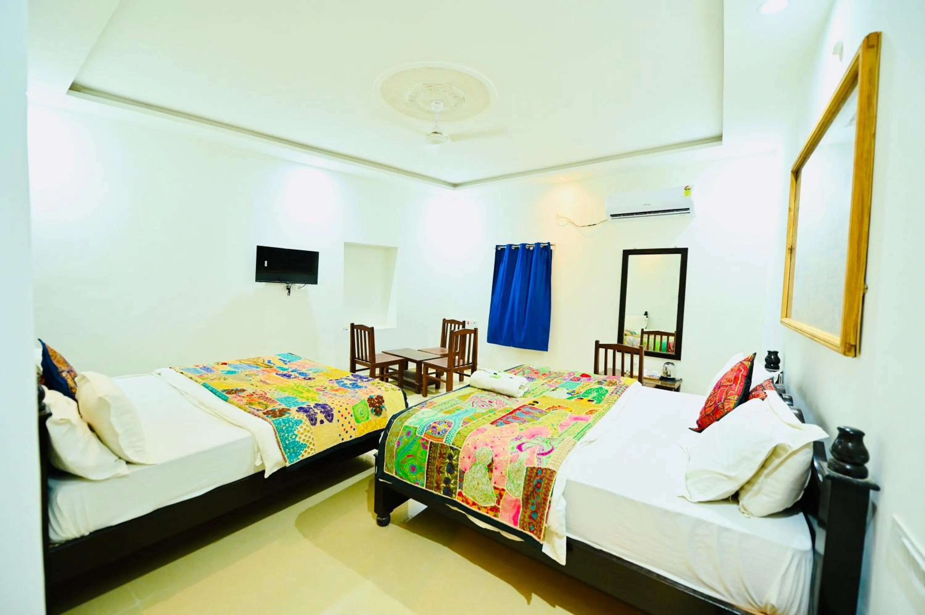 Bedroom, Bed in kings villa Jaisalmer