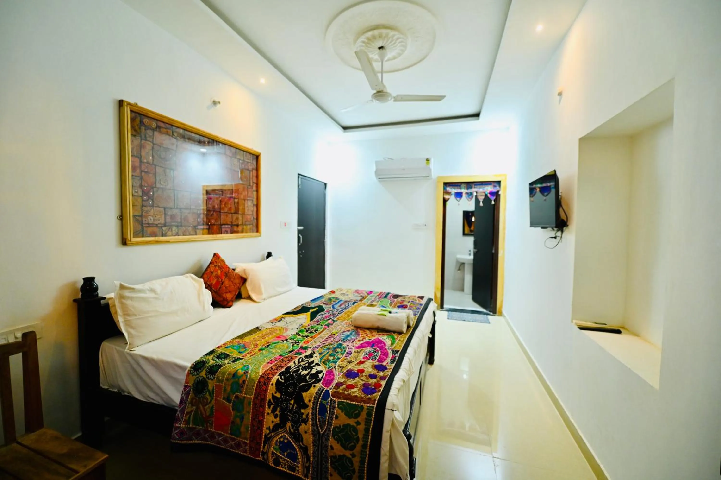 Bedroom, Bed in kings villa Jaisalmer