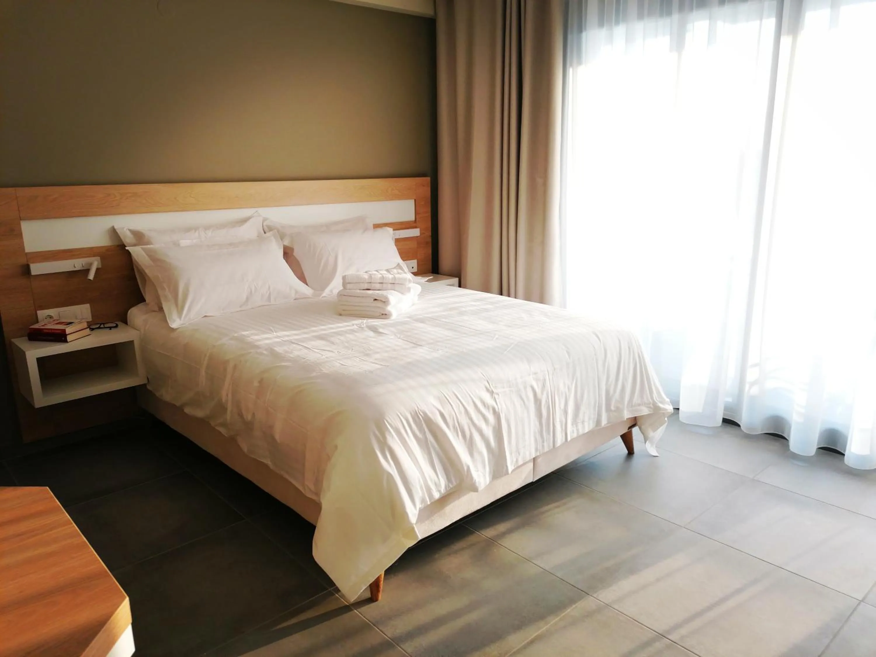 Bed in Garden Apartments