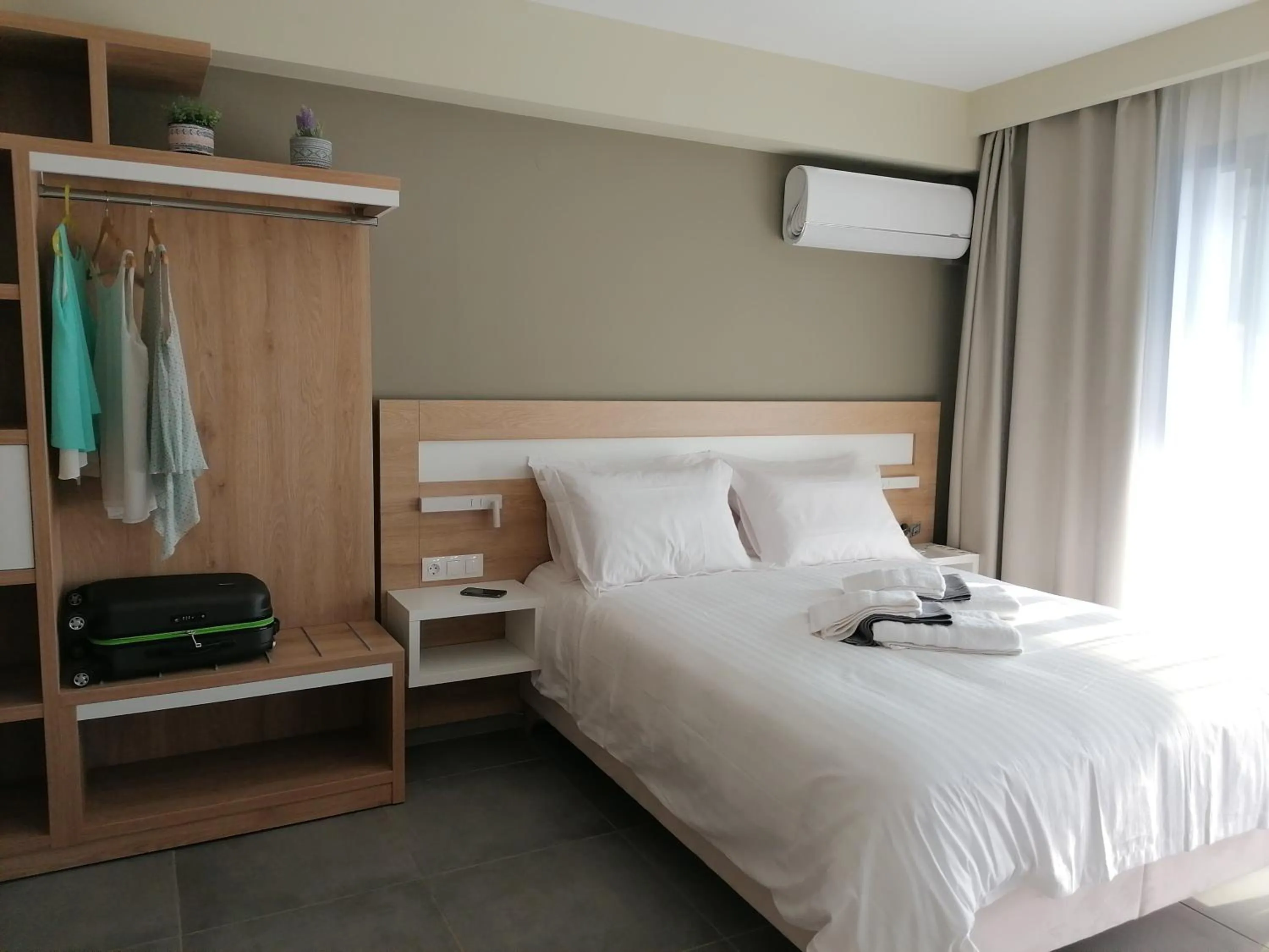 Bed in Garden Apartments