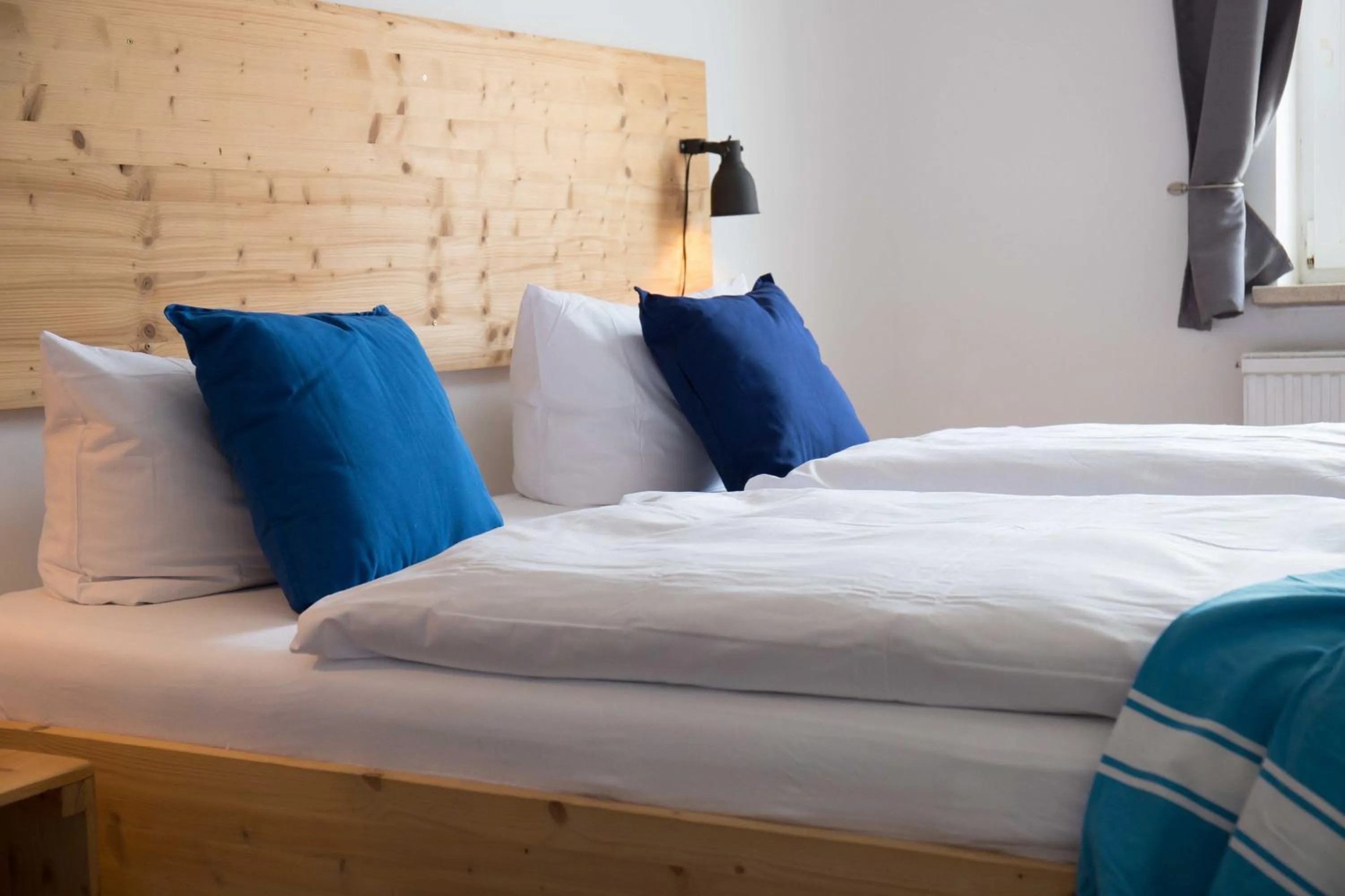 Bedroom, Bed in Wattlodge