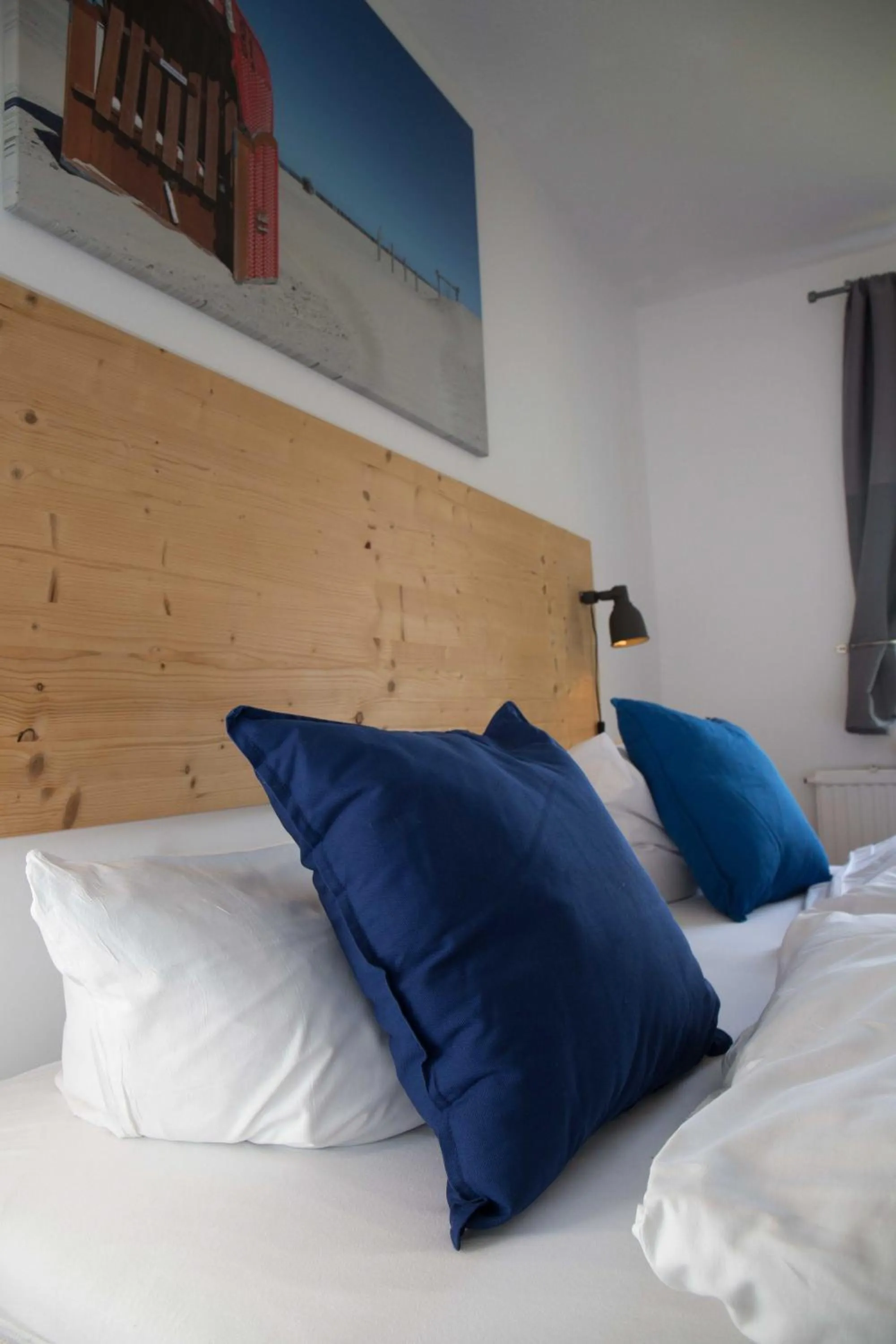 Bedroom, Bed in Wattlodge