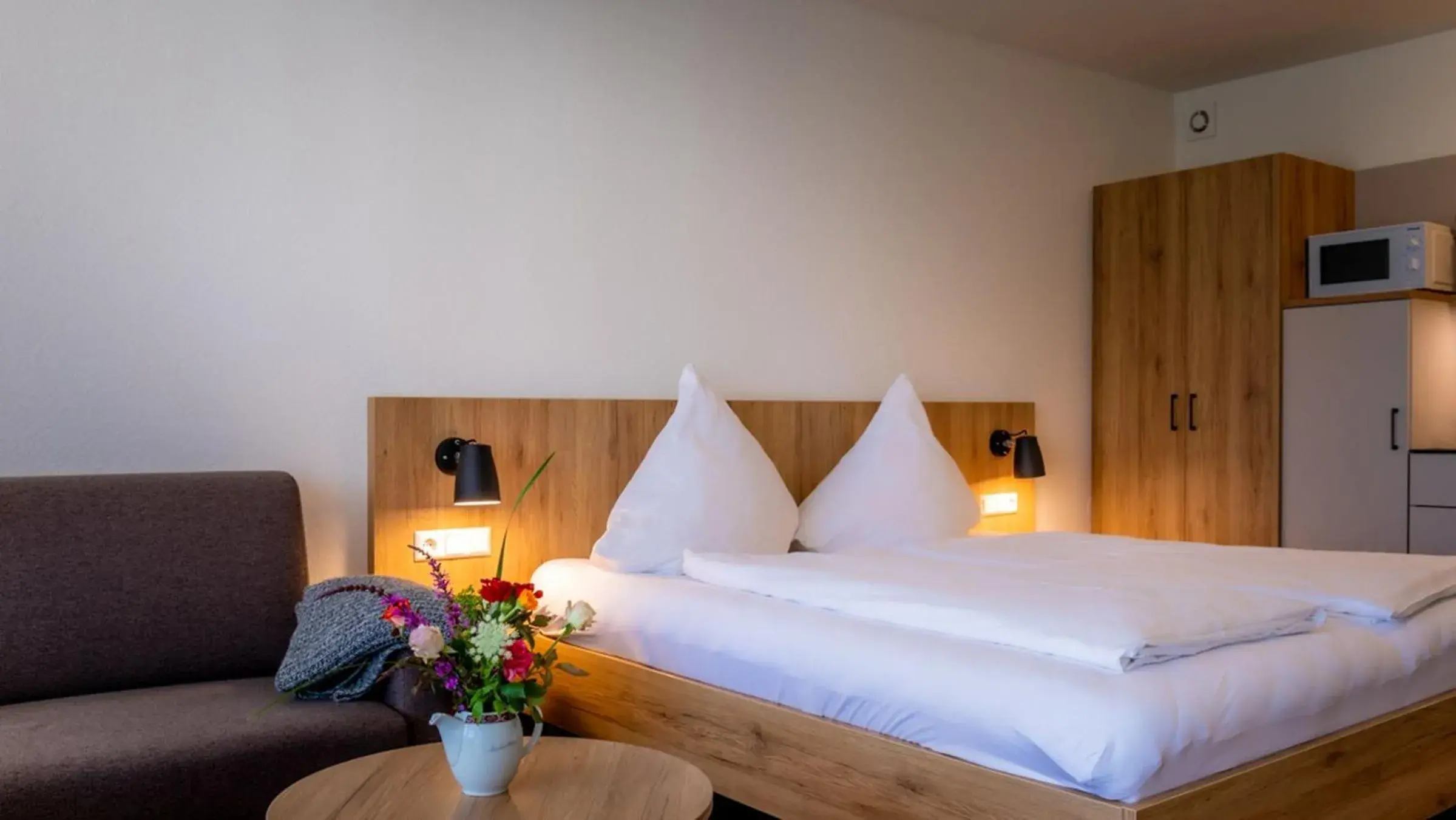 Double Room - single occupancy in Gasthaus Hirschenstube & Gästehaus Gehri Double Room - single occupancy in Gasthaus Hirschenstube & Gästehaus Gehri