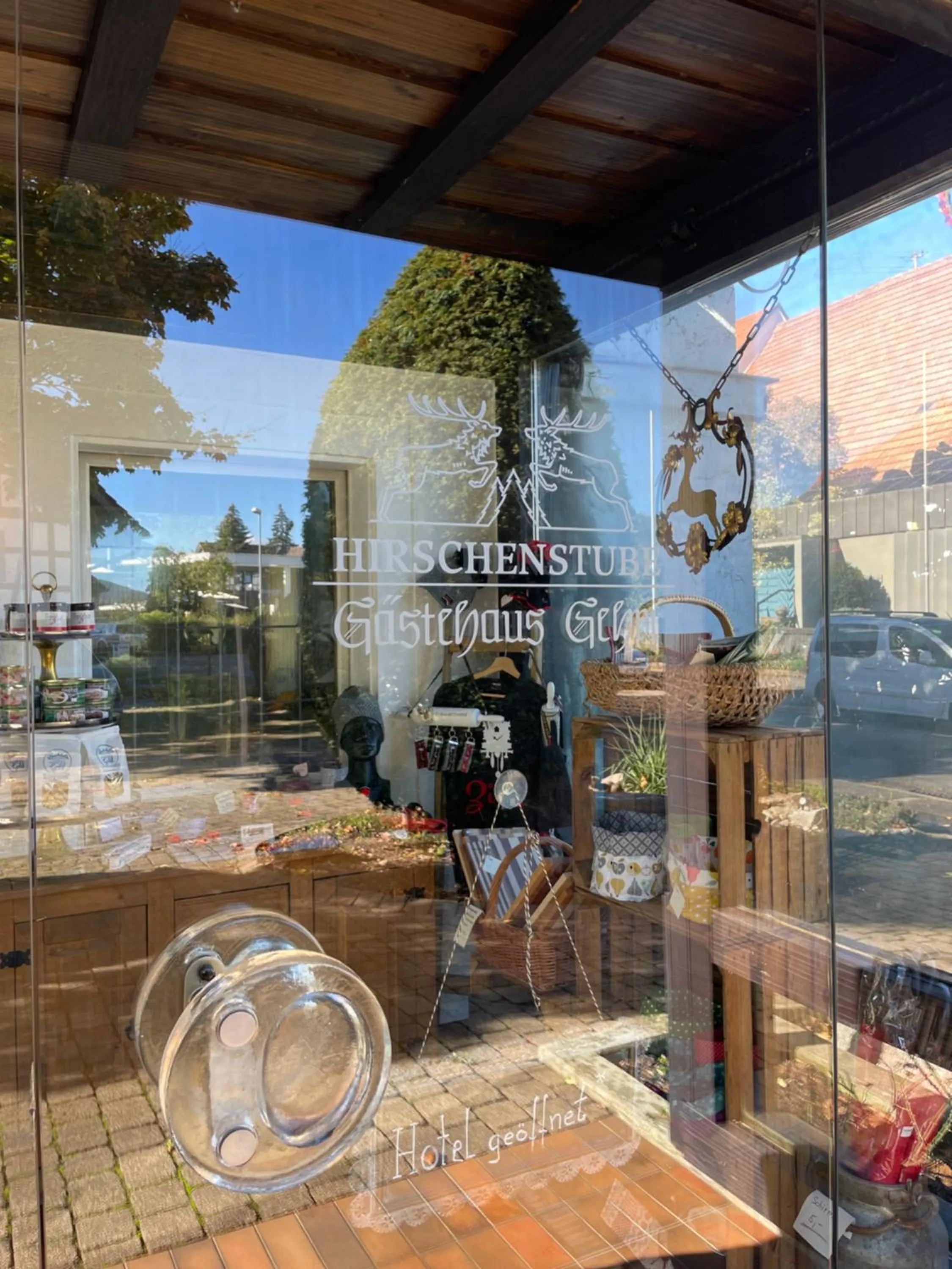 Property building in Gasthaus Hirschenstube & Gästehaus Gehri