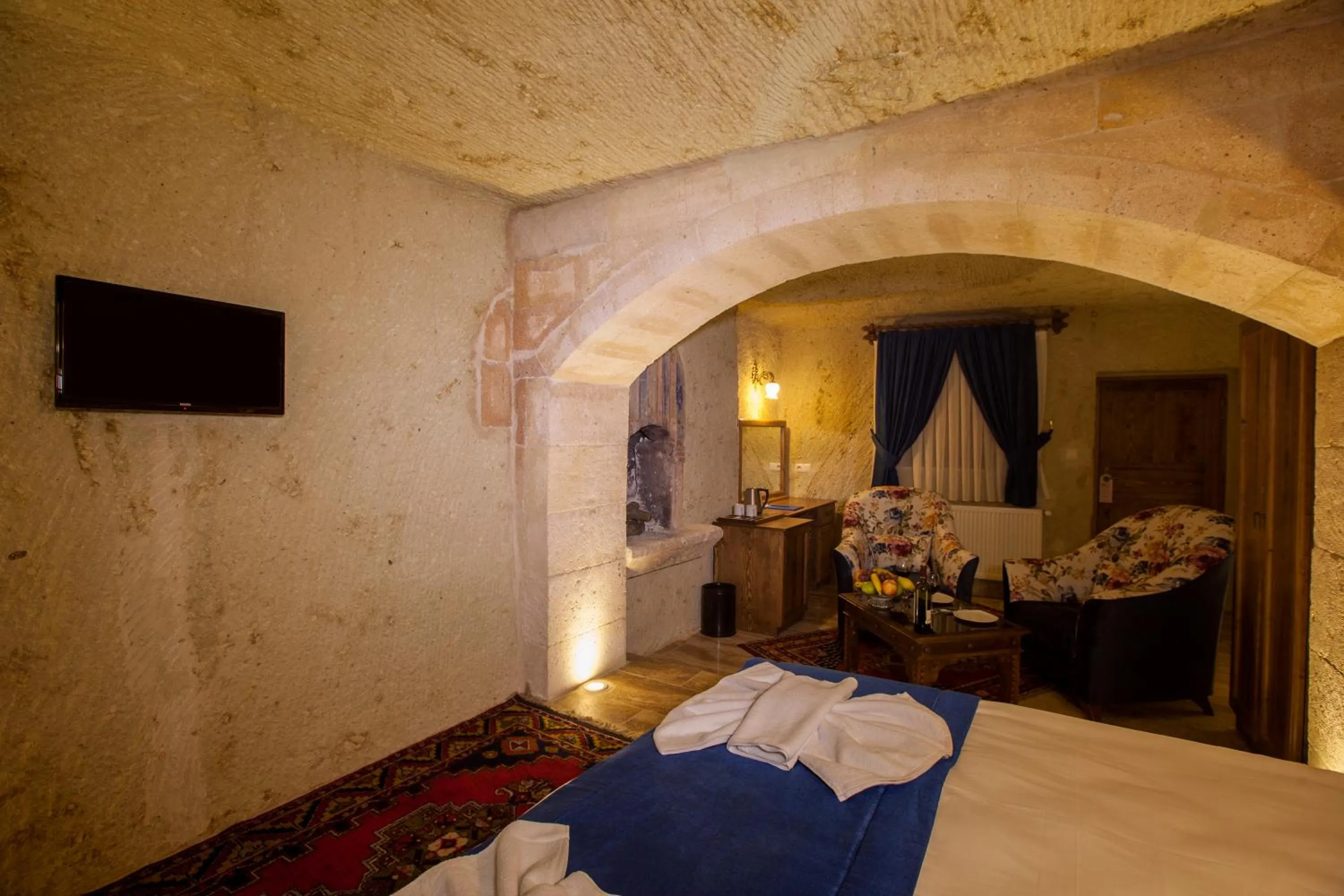 Photo of the whole room, Bed in Magic Cave House