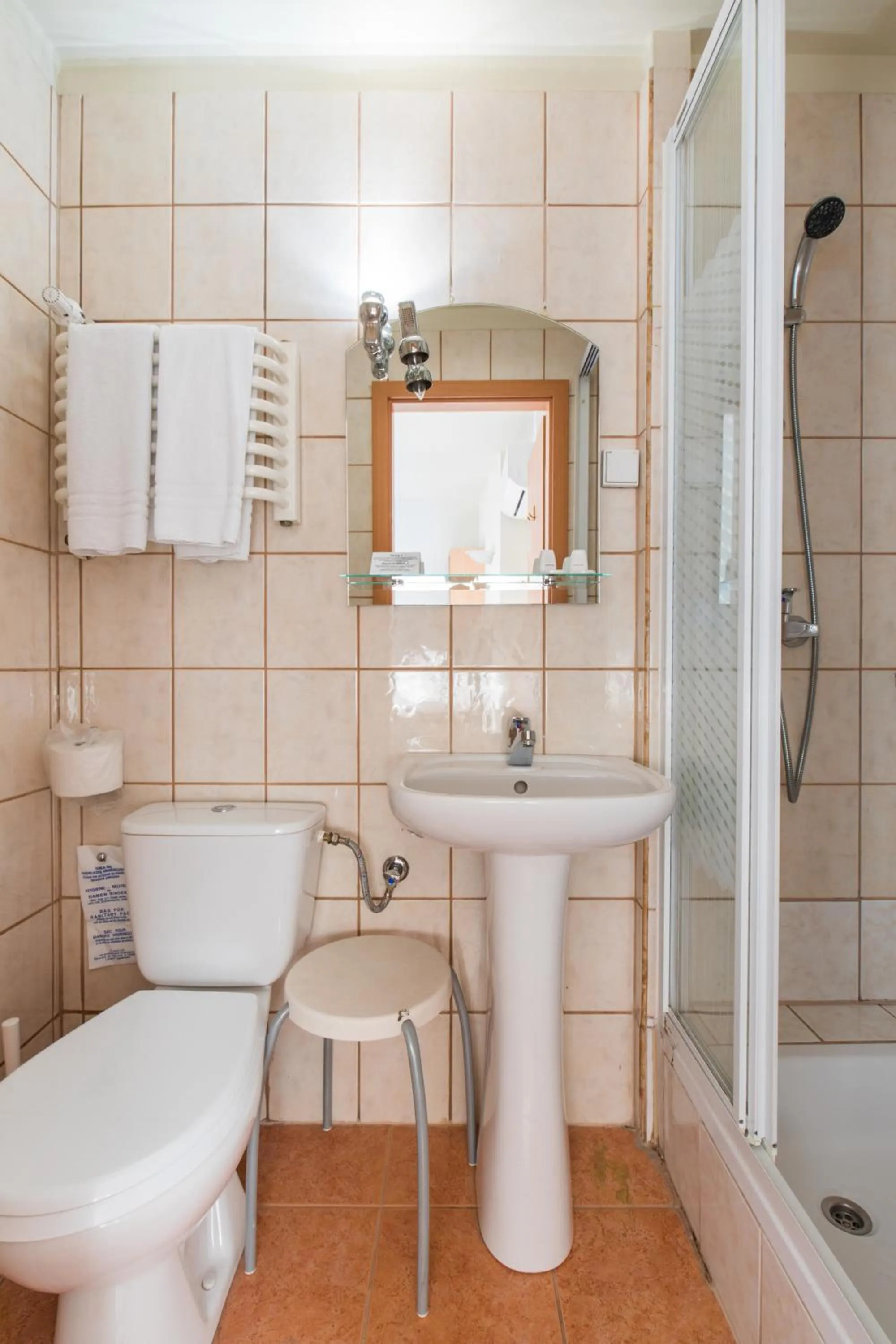 Shower in Jordan Pokoje Gościnne