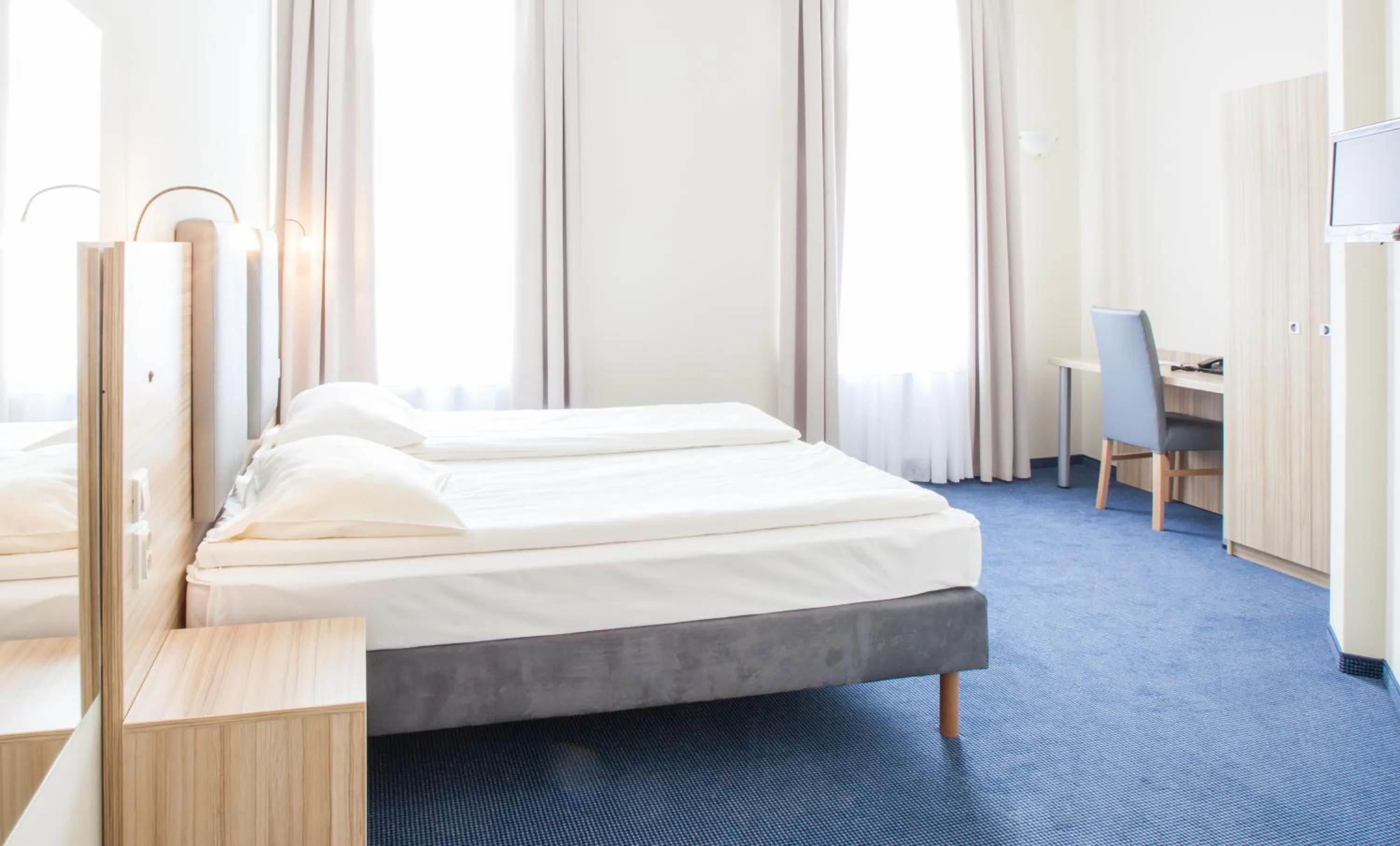 Other, Bed in Jordan Pokoje Gościnne