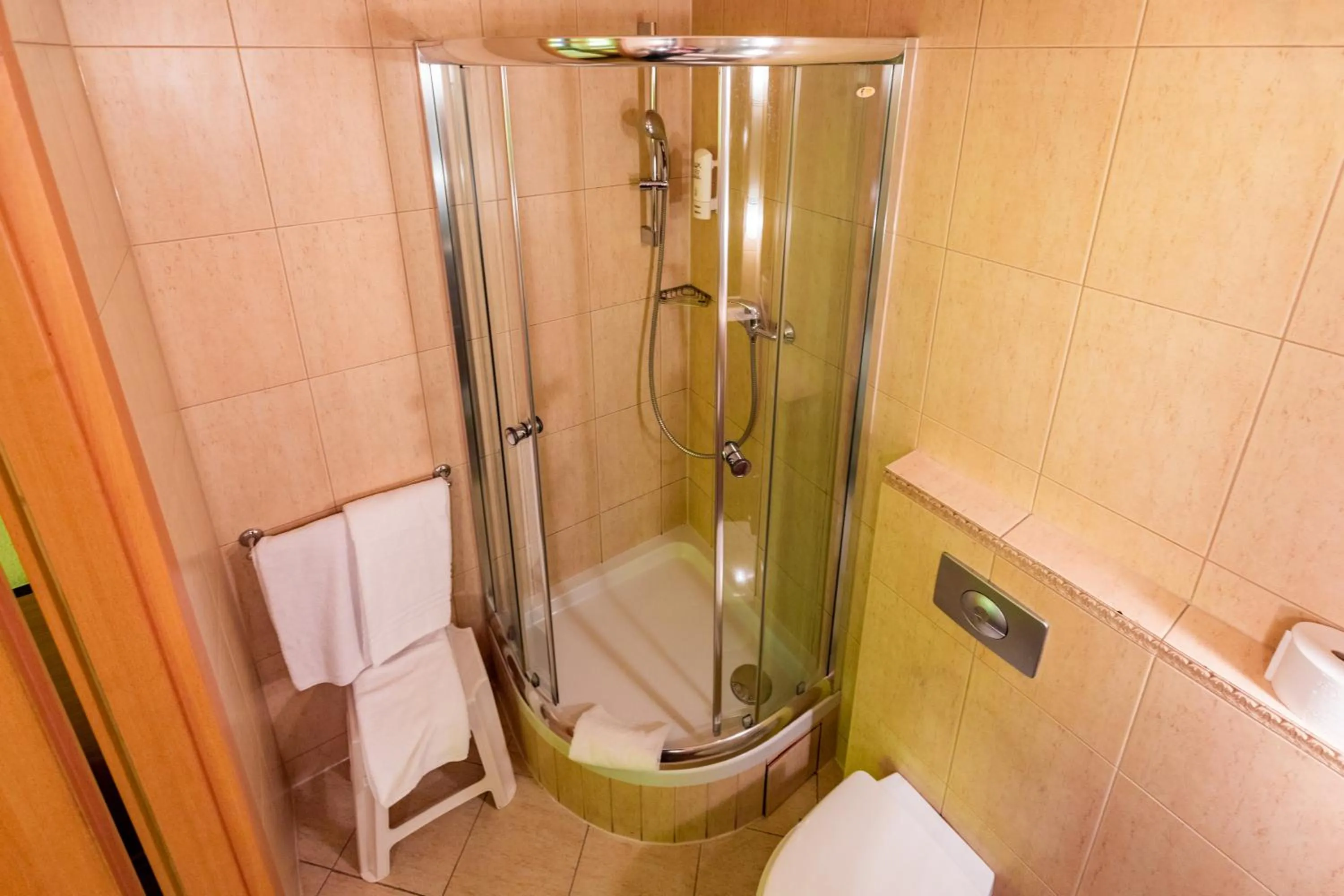 Shower in Jordan Pokoje Gościnne