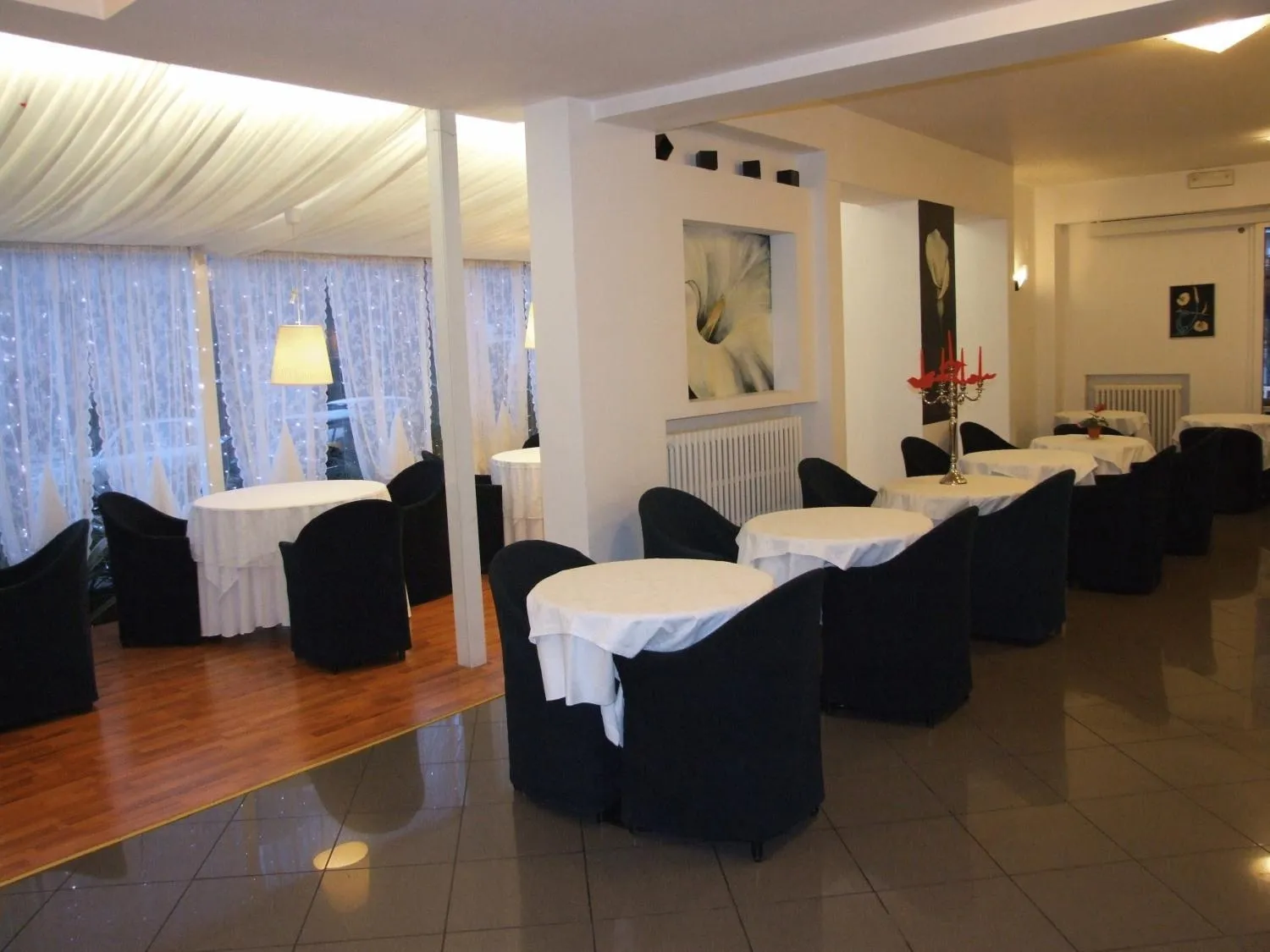 Restaurant/places to eat in Hotel Mediterraneo