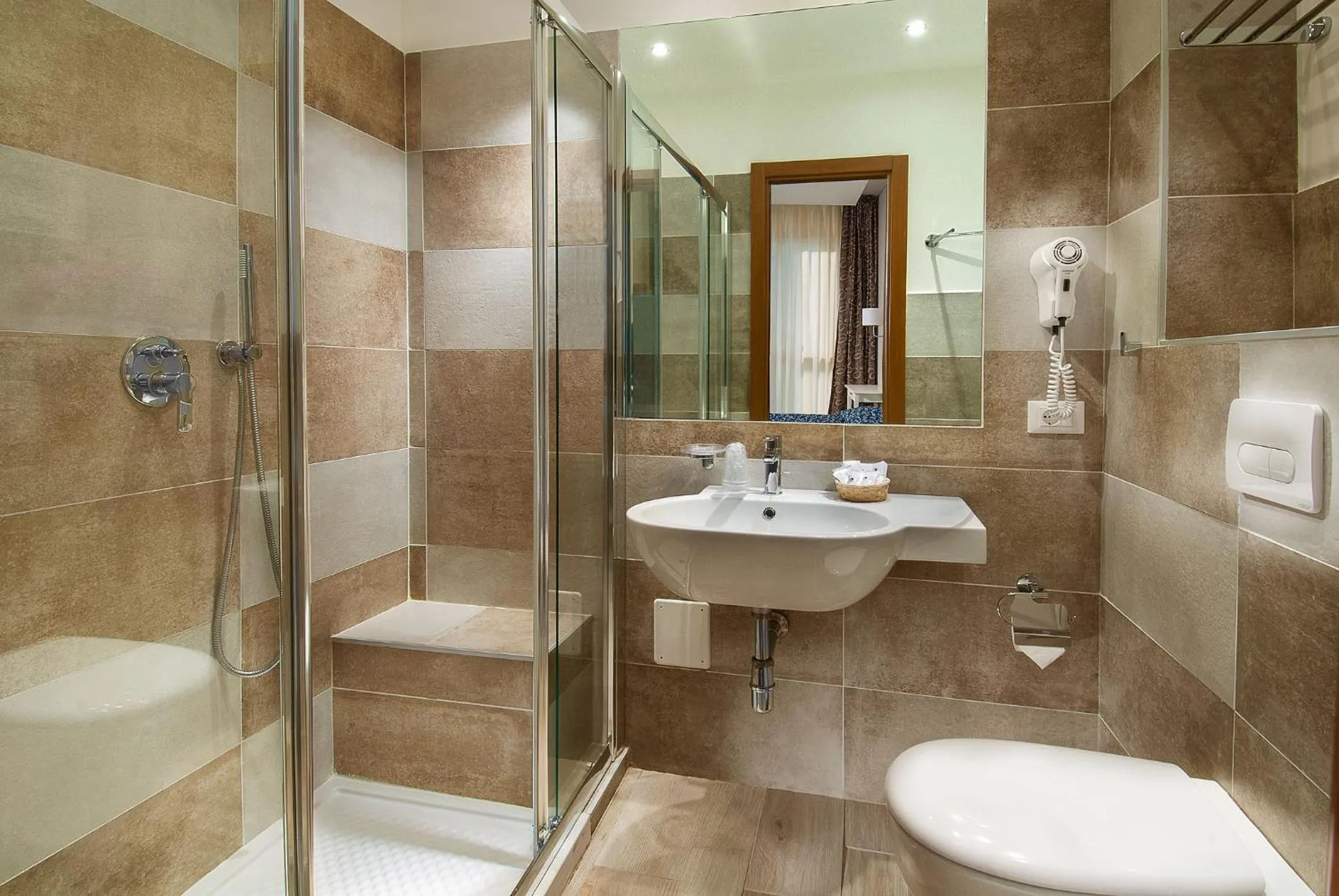 Bathroom in Hotel Mediterraneo