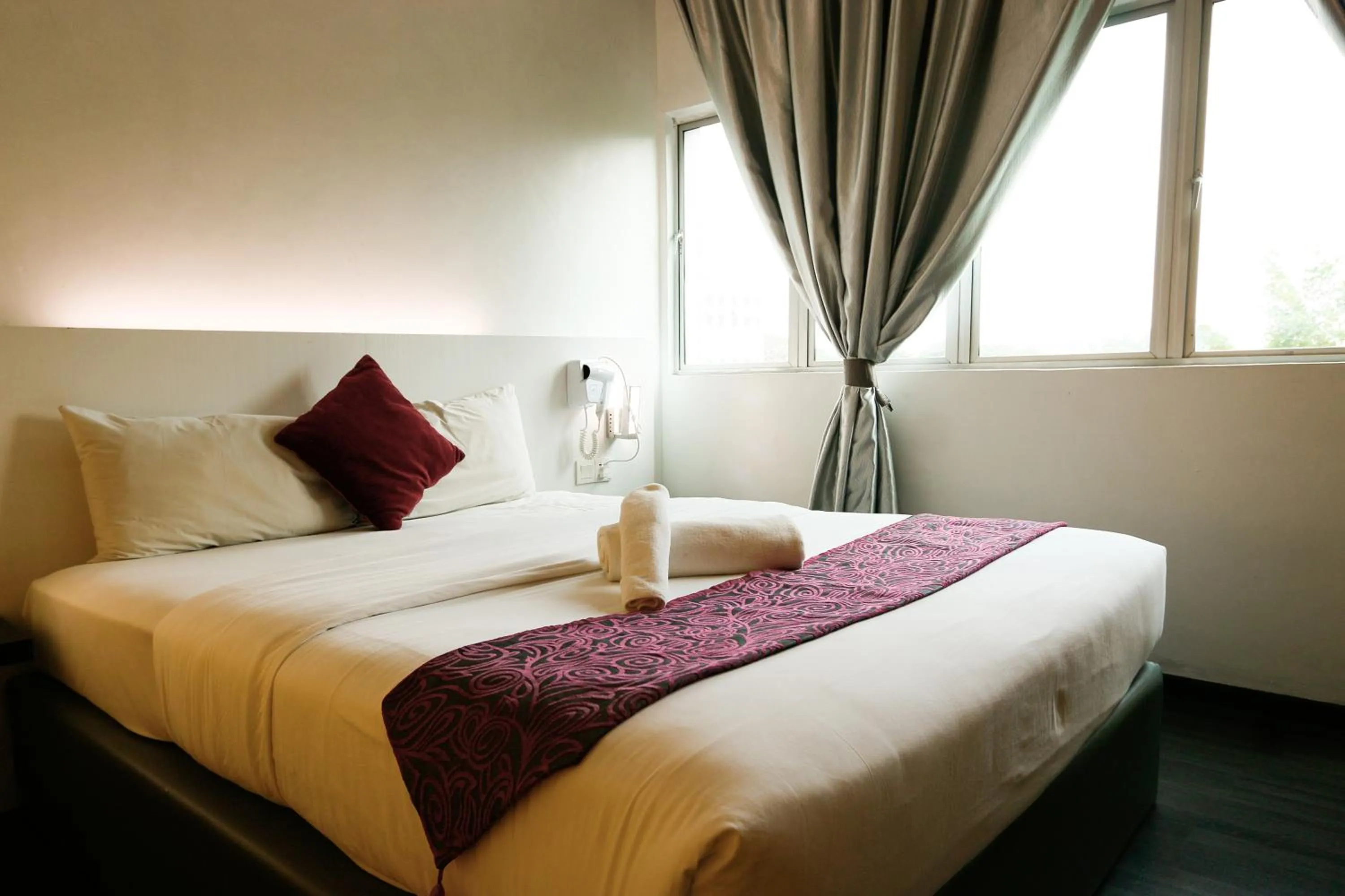 Bed in Golden Roof Hotel Ampang Ipoh