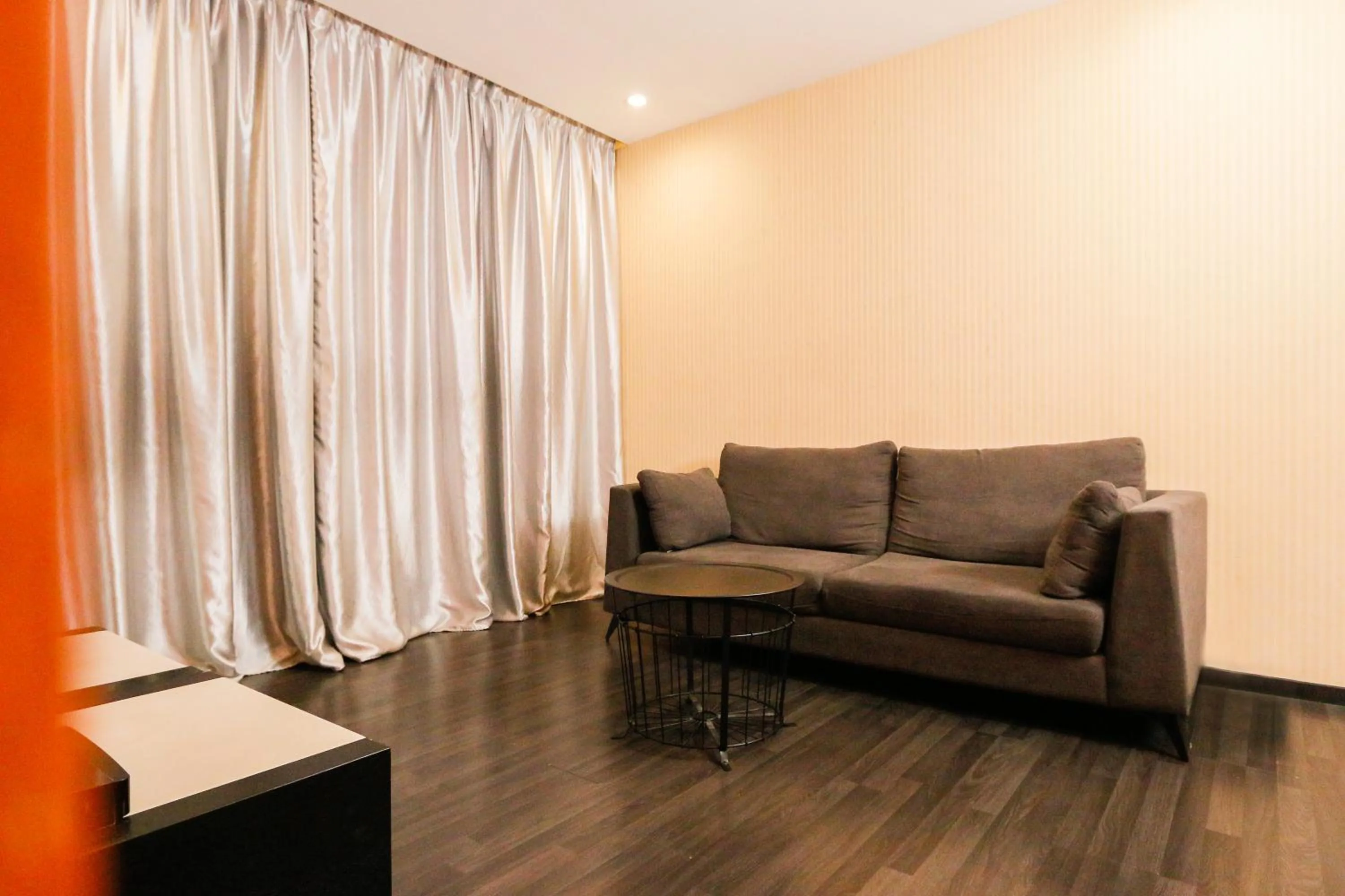 Living room in Golden Roof Hotel Ampang Ipoh