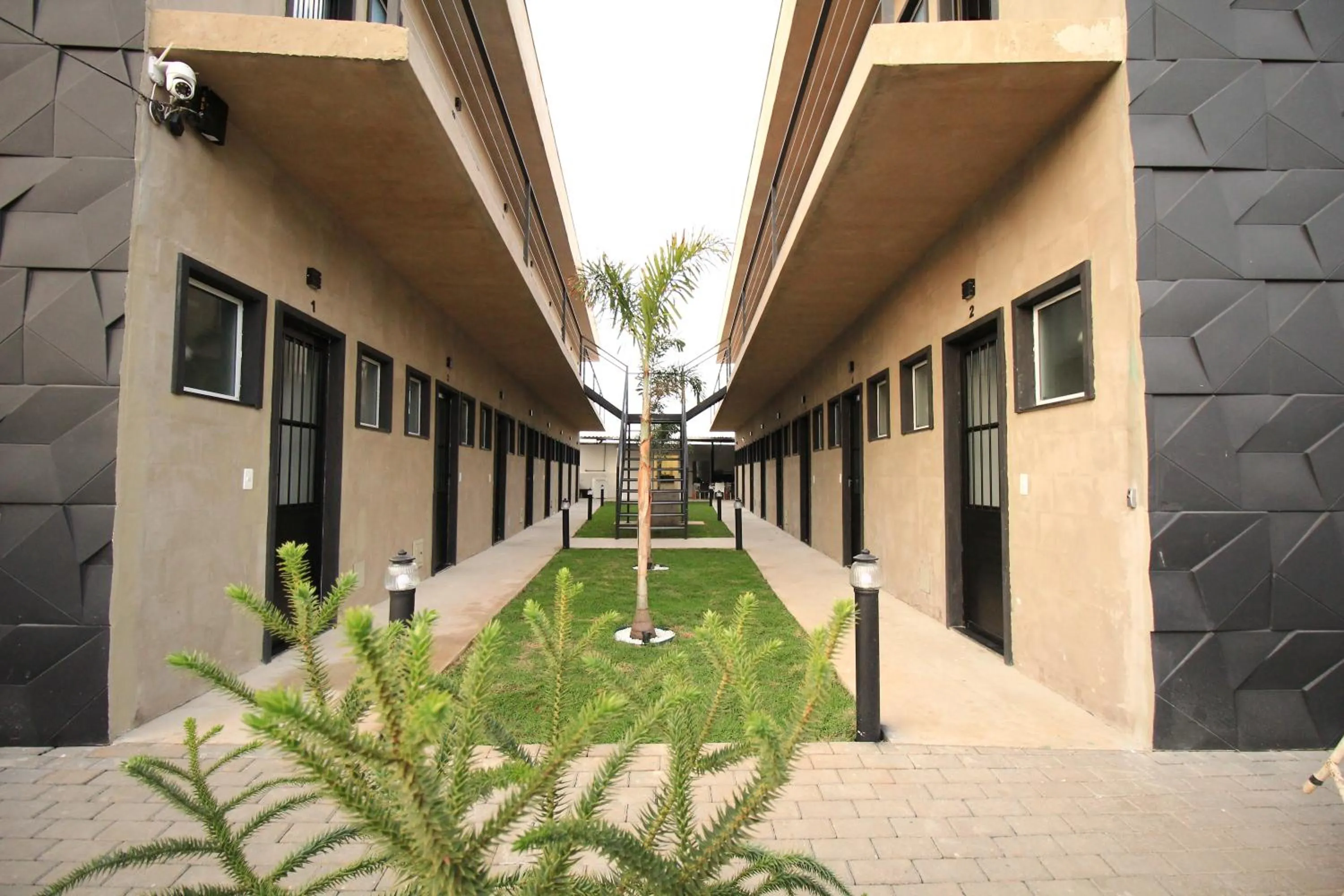 Property building in Hotel Com.Viver