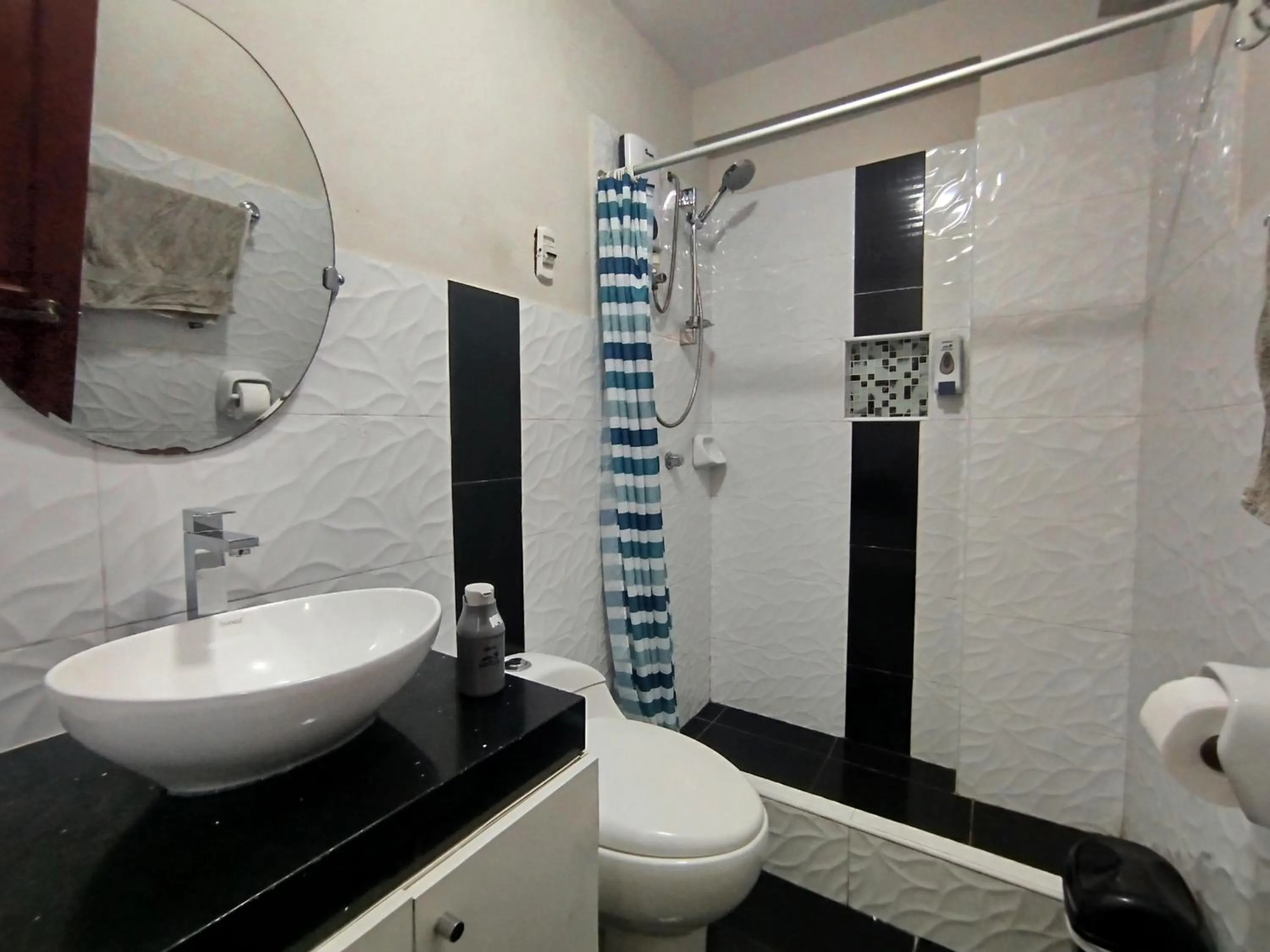 Bathroom in Apartamentos "APPART D'ELIETTE"