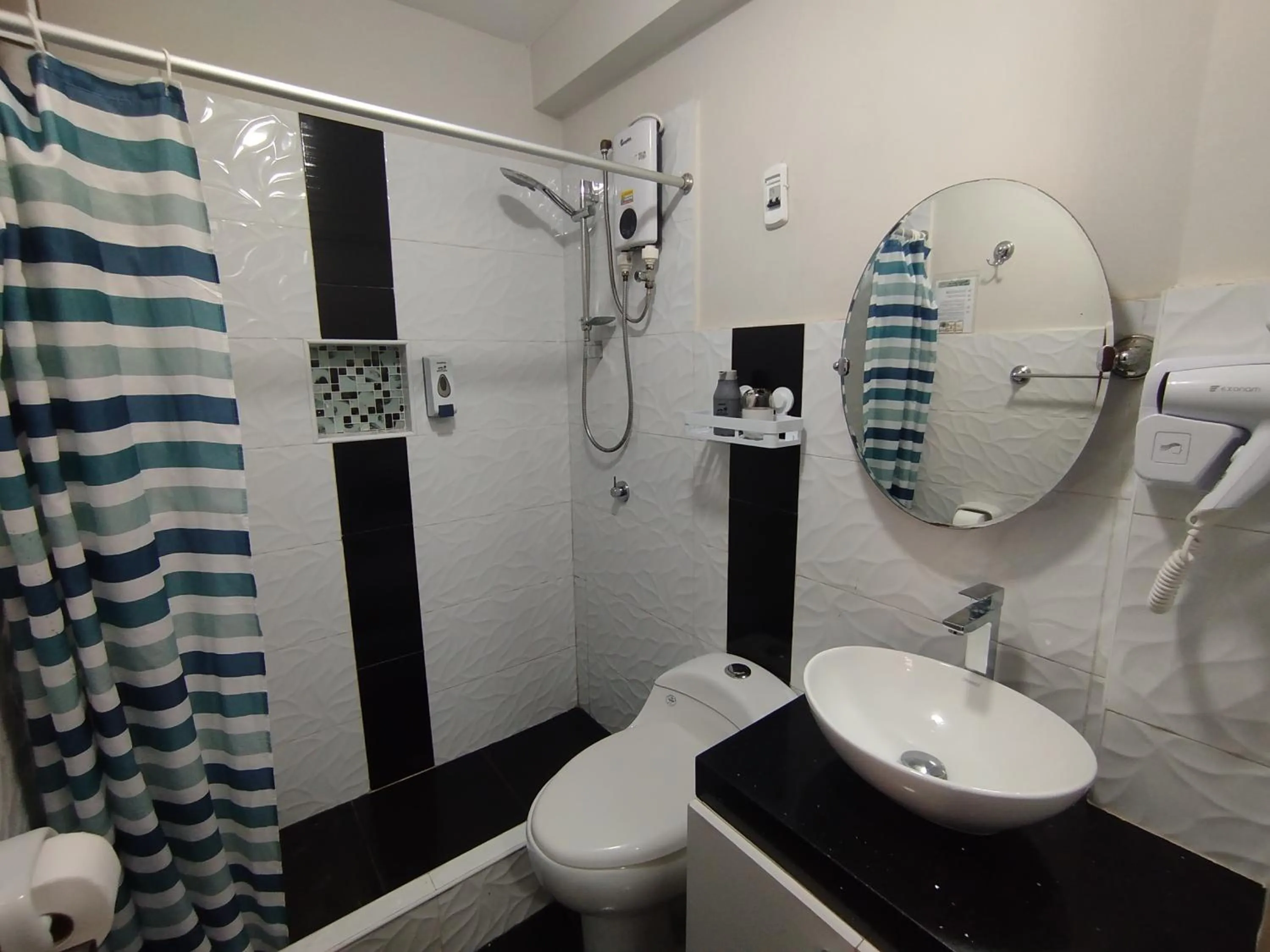 Bathroom in Apartamentos "APPART D'ELIETTE"