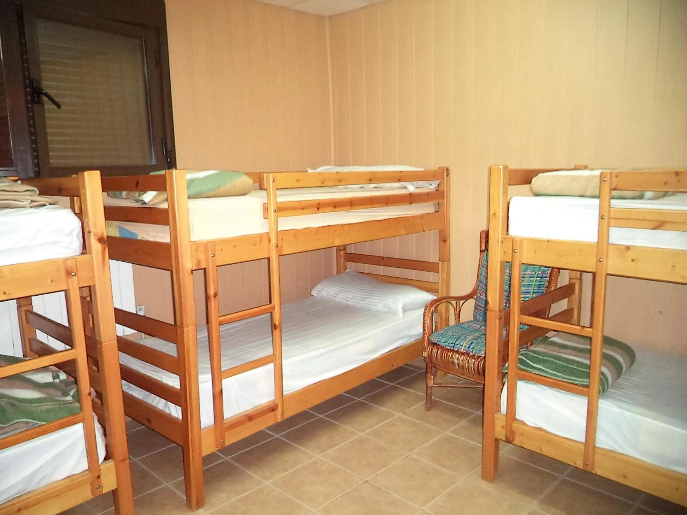 Bed in Albergue de Peregrinos A Santiago