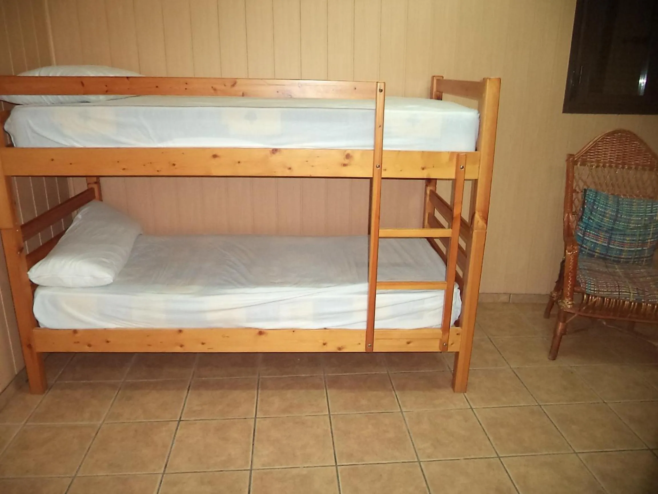 Bed in Albergue de Peregrinos A Santiago