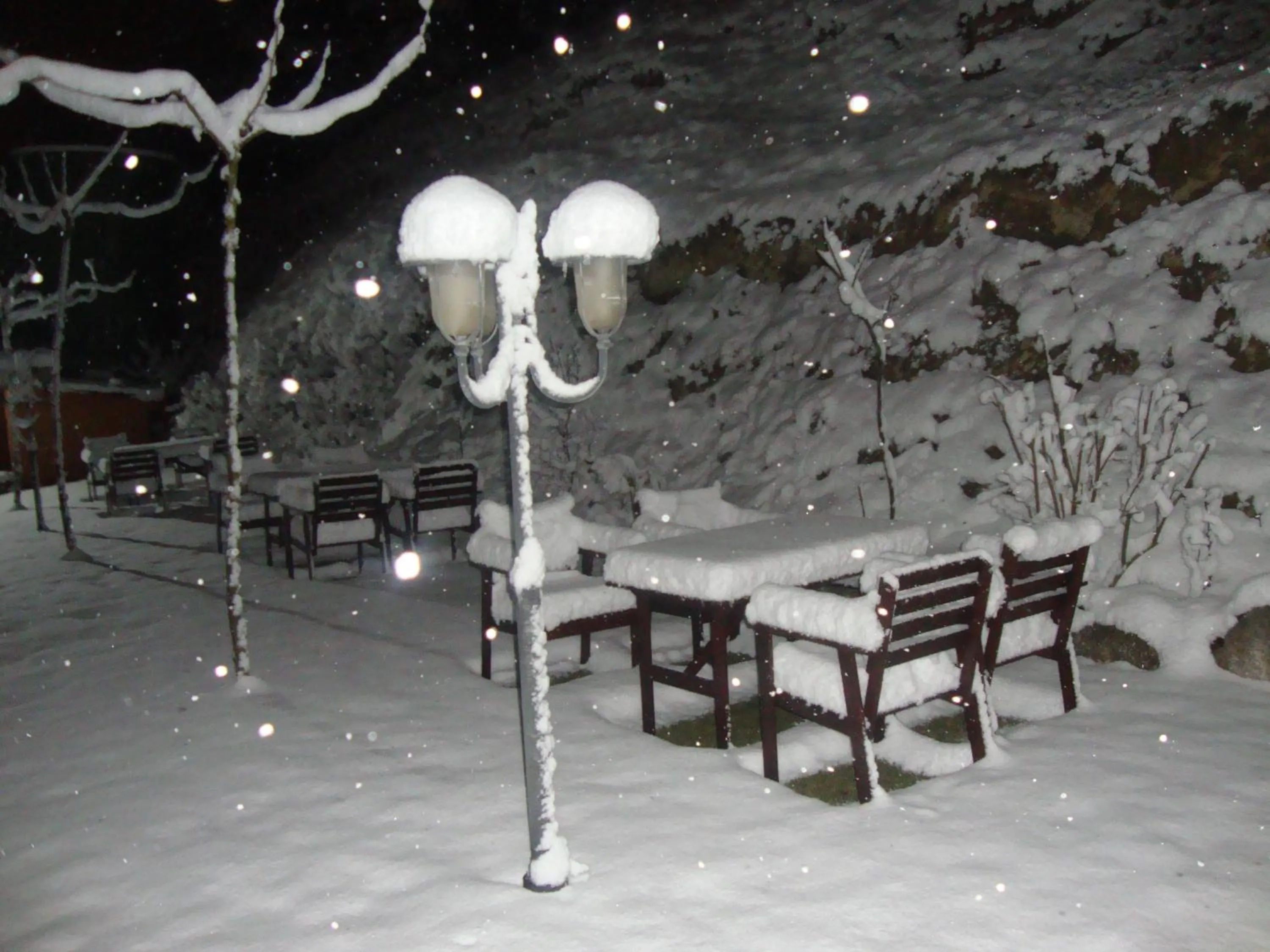 Night in Albergue de Peregrinos A Santiago