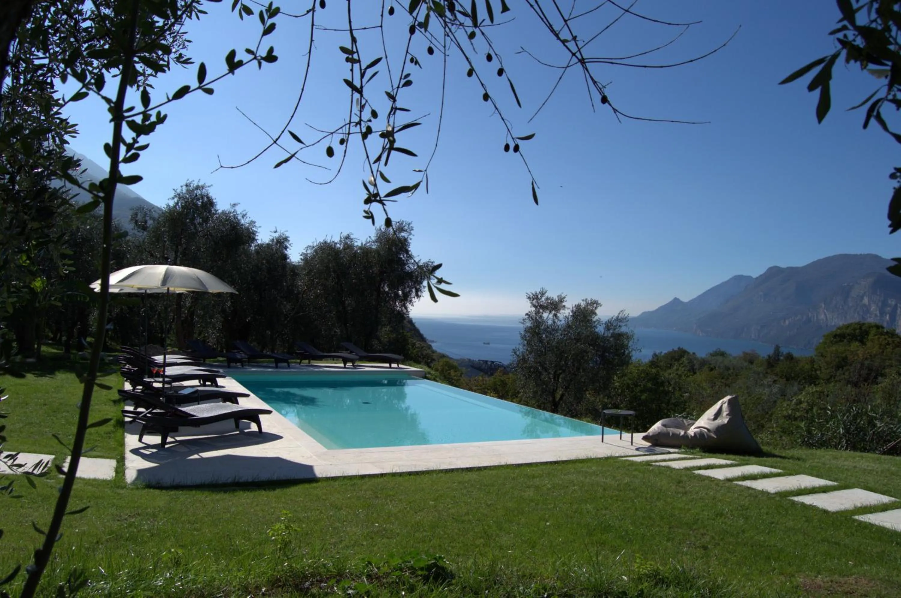 Garden in Guesthouse Grand View