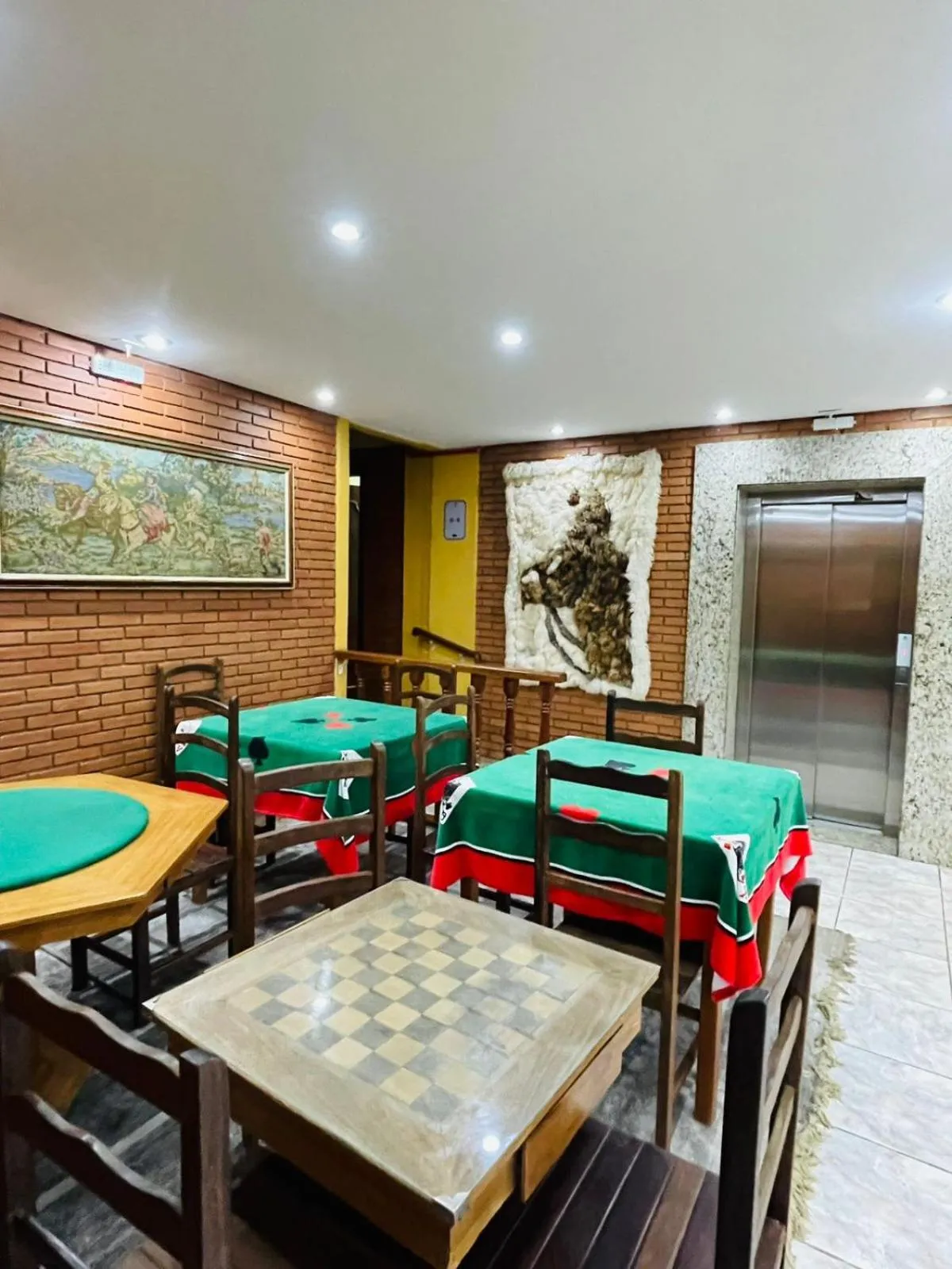 Property building in Hotel Garnier