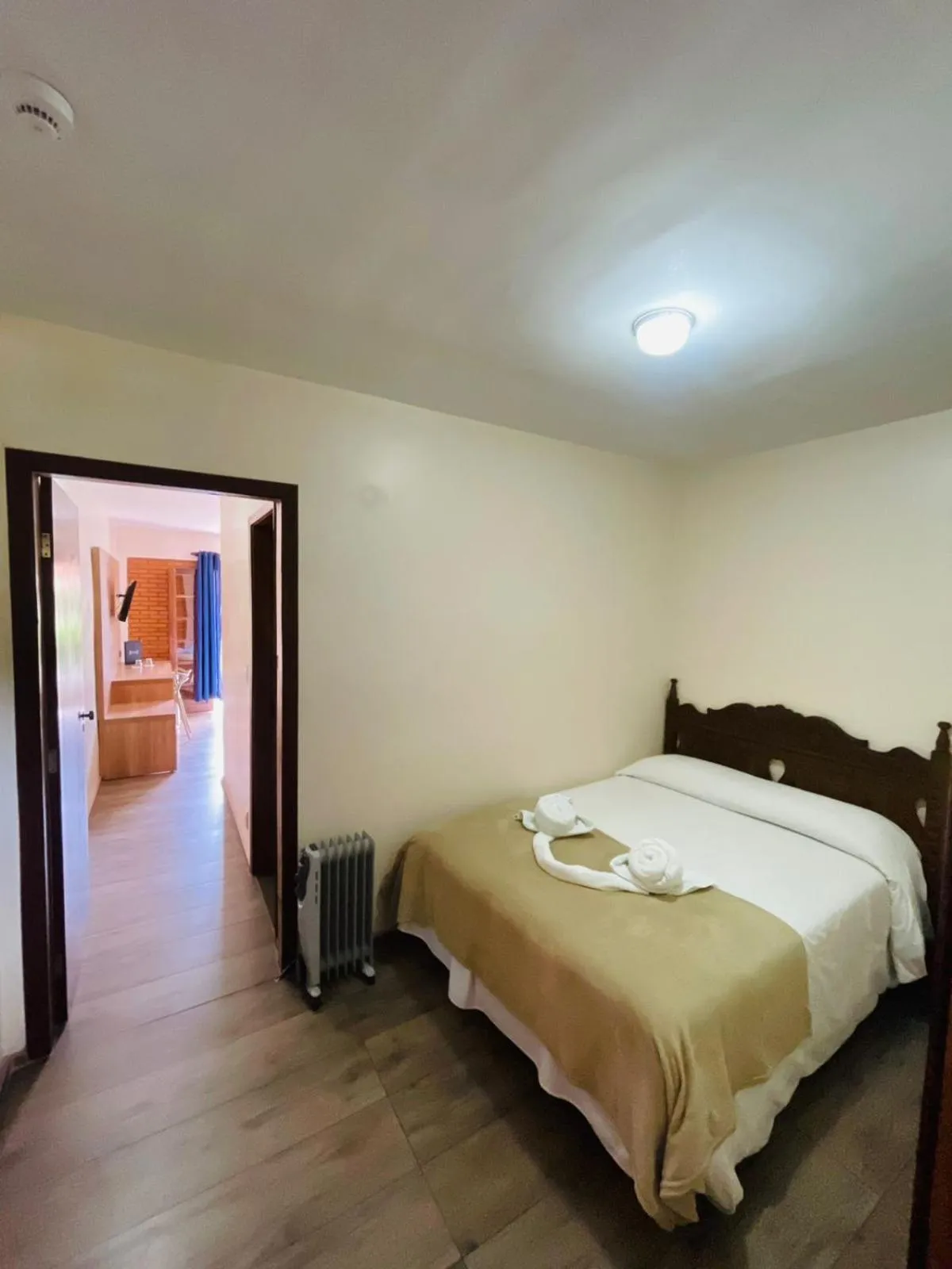 Bed in Hotel Garnier