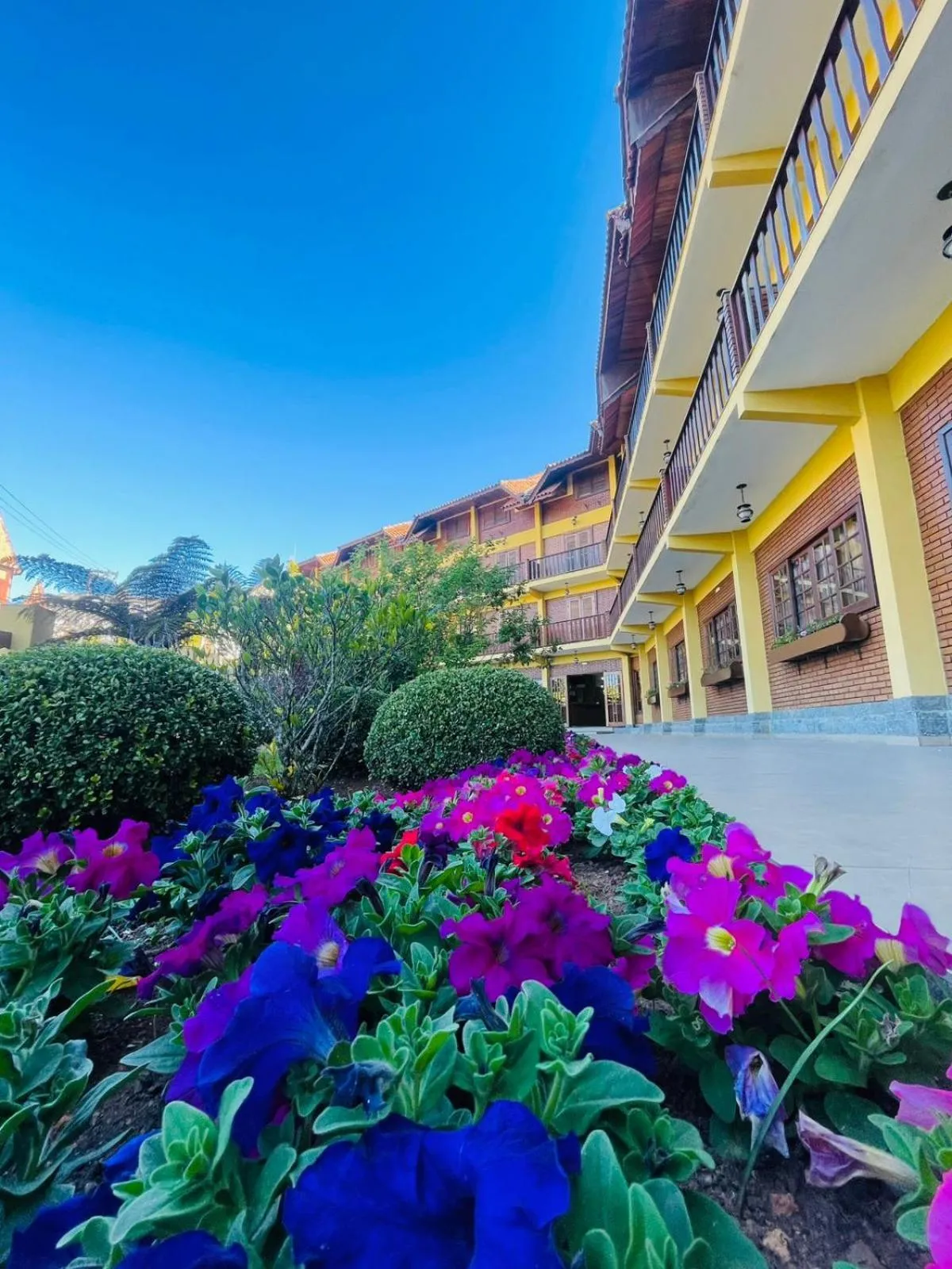 Property building in Hotel Garnier