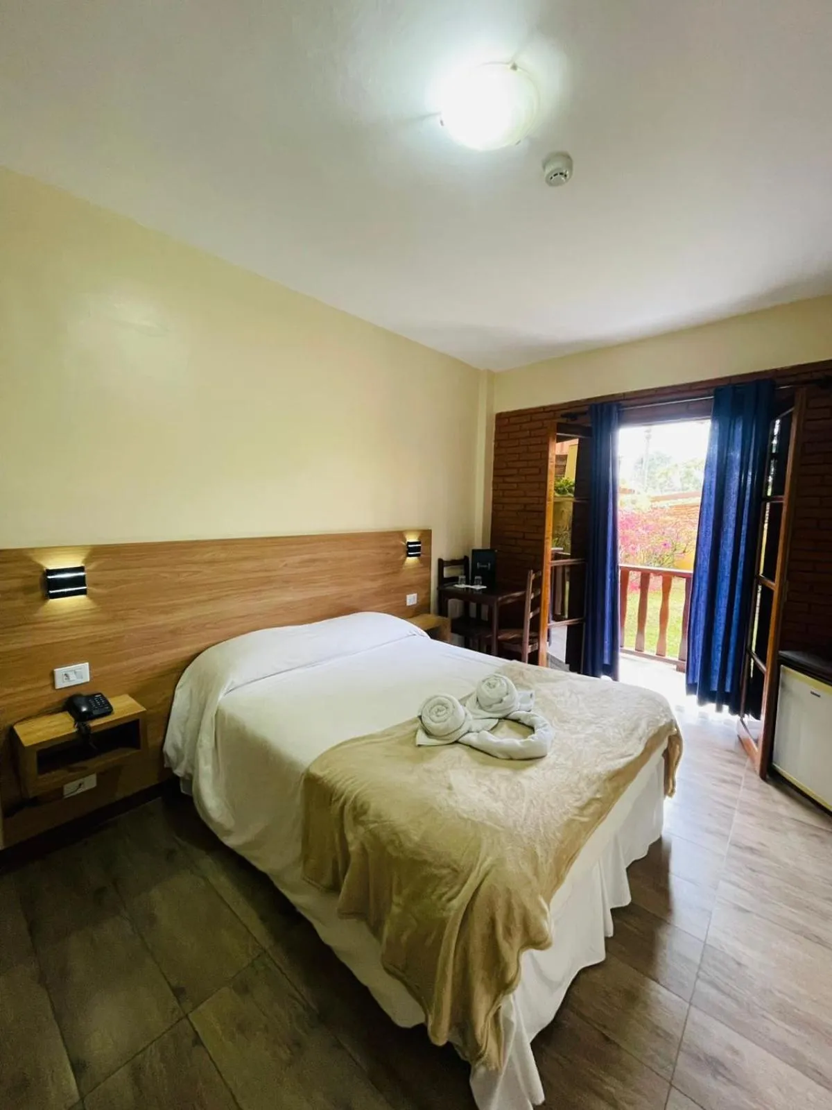 Bedroom, Bed in Hotel Garnier